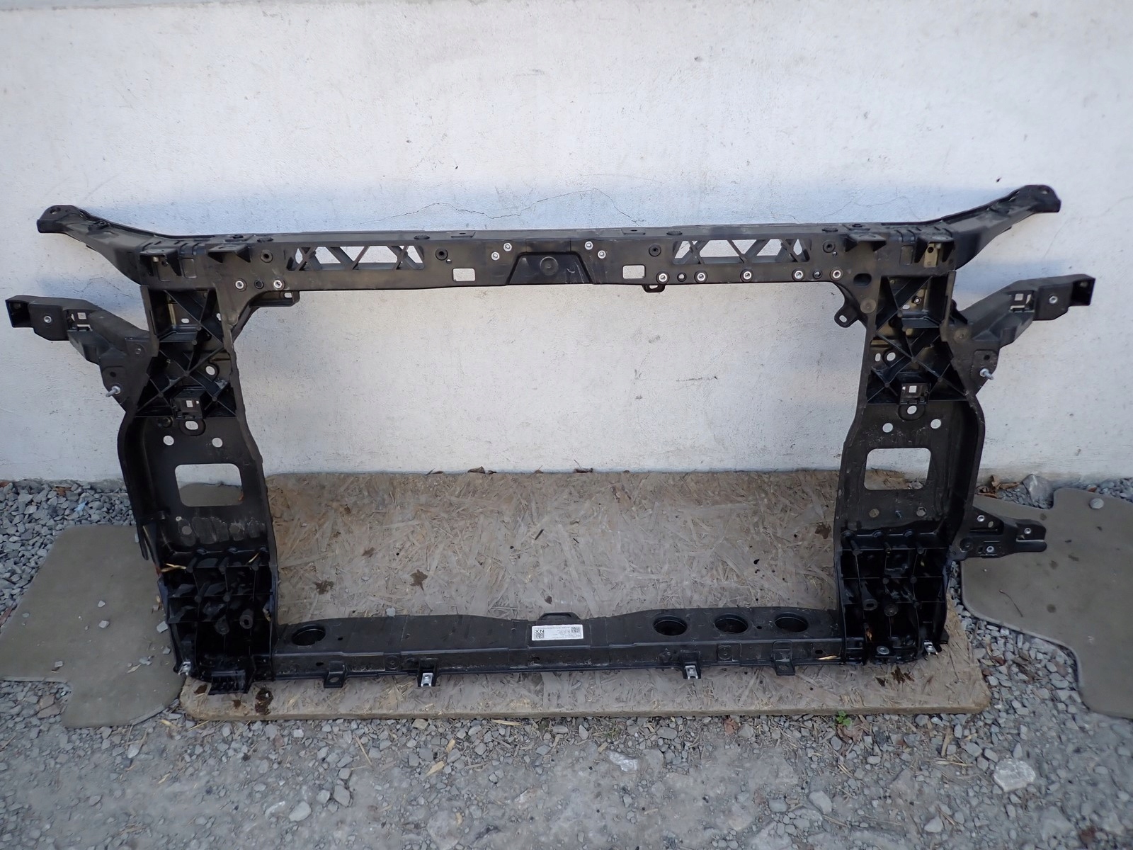 support panel for radiators pillar iron HYUNDAI TUCSON 4 IV NX4 21- 64101N7000