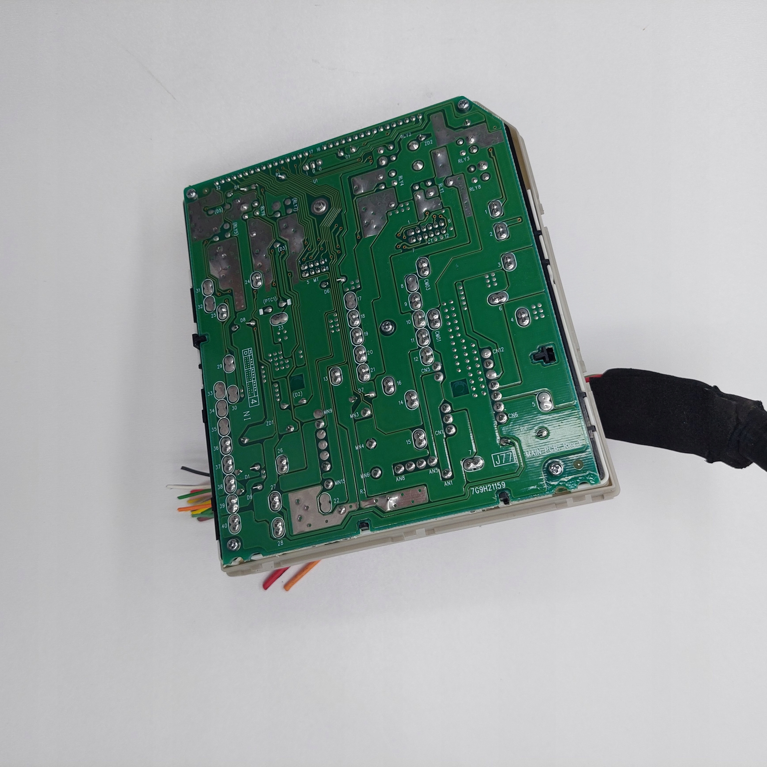 MOUDŁ USM BSI UCH RENAULT CLIO MODUS 674654B Producent części Renault OE