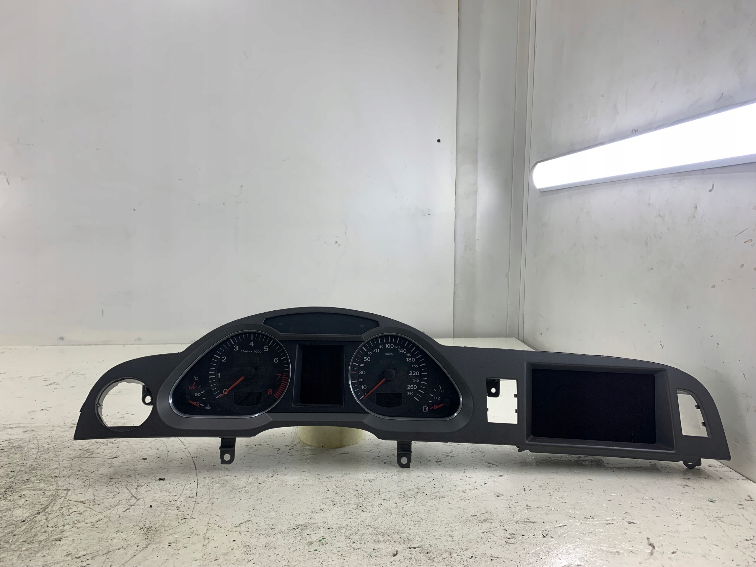 AUDI A6 C6 3.2 V6 FSI dials dials 4F0920900R