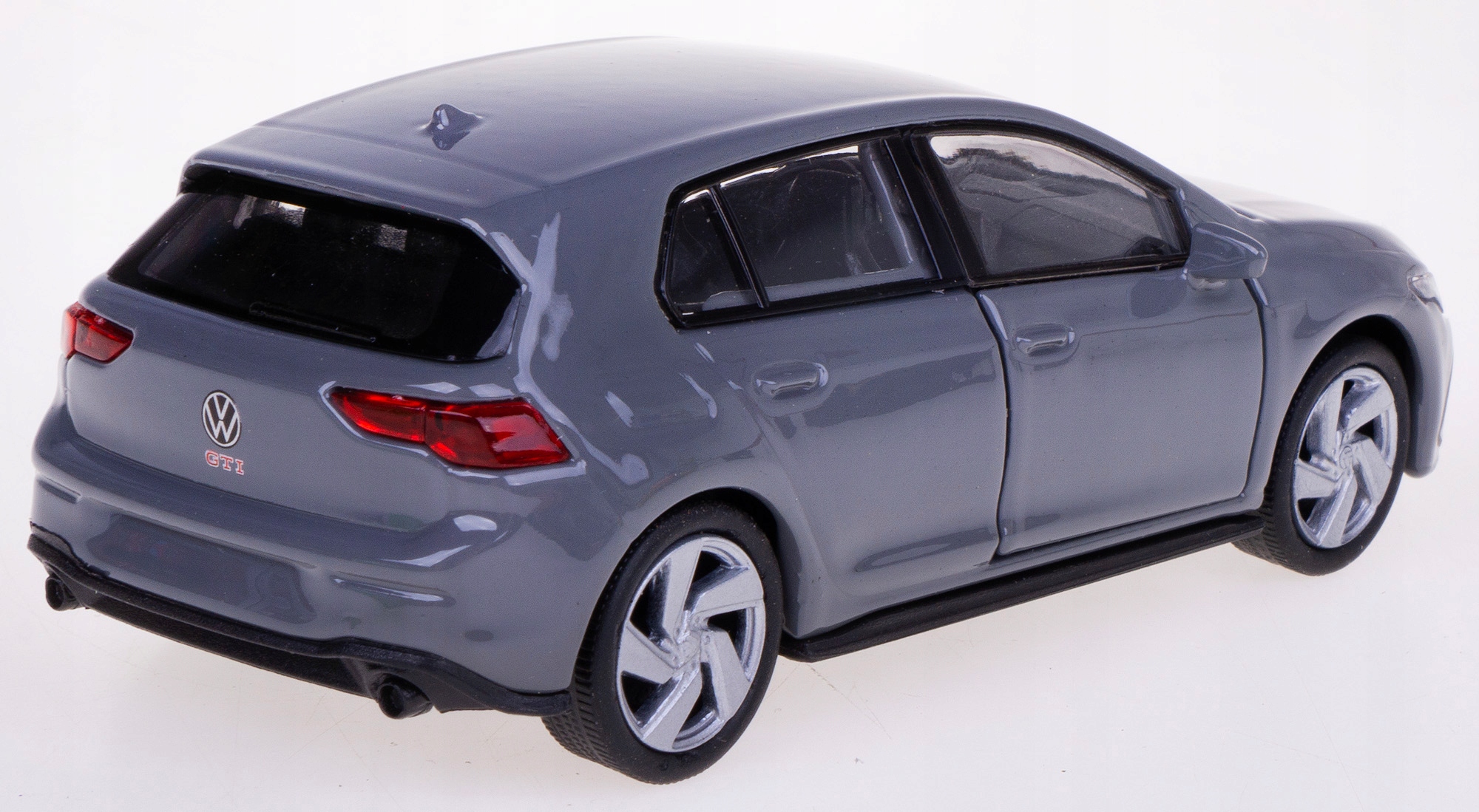 VOLKSWAGEN GOLF 8 GTI MODEL METALOWY WELLY 1:38 SZARY Model VOLKSWAGEN GOLF 8 GTI