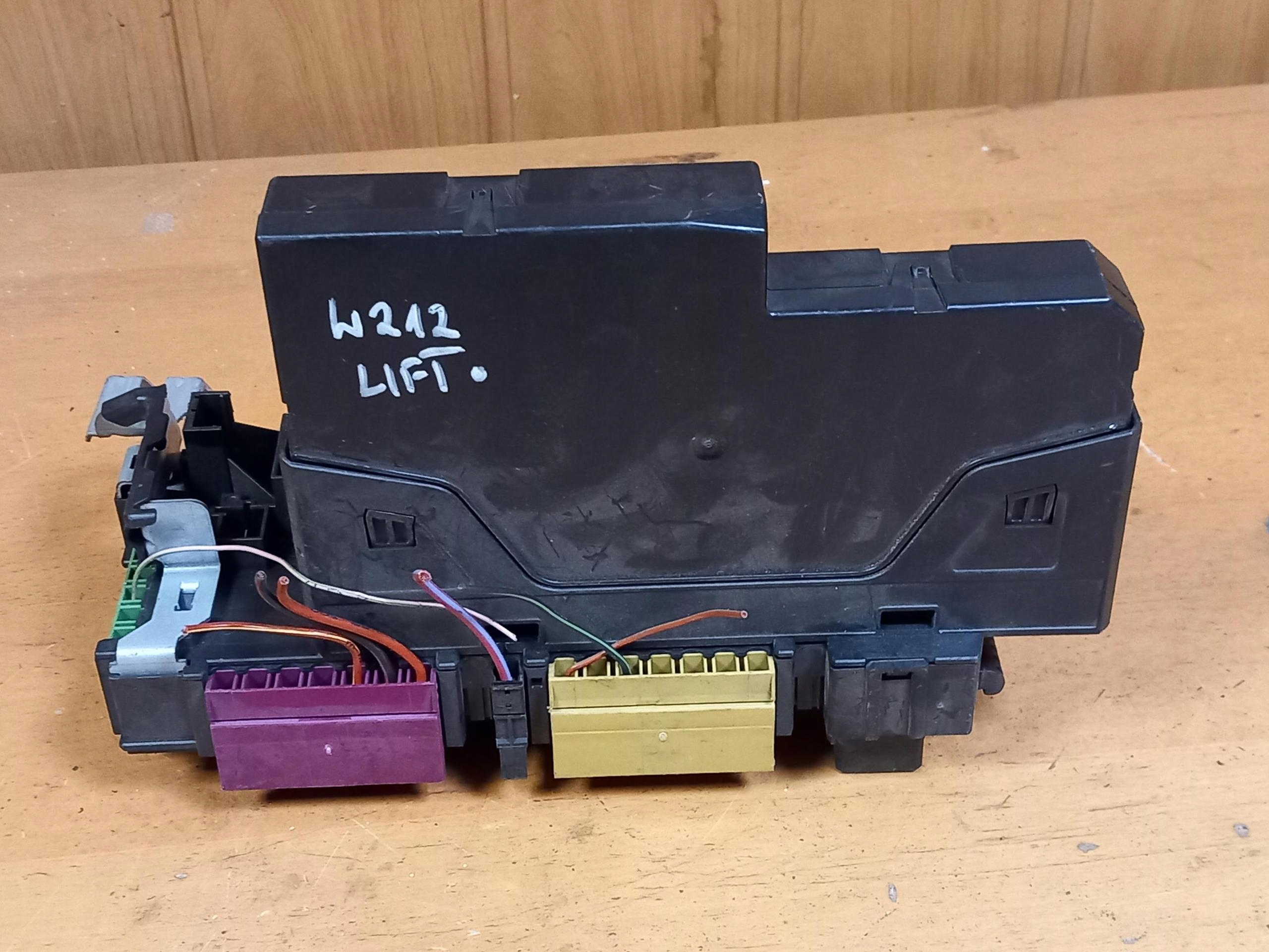 control unit module SAM MERCEDES E-KLASA W212 2.2 CDI 2129009522