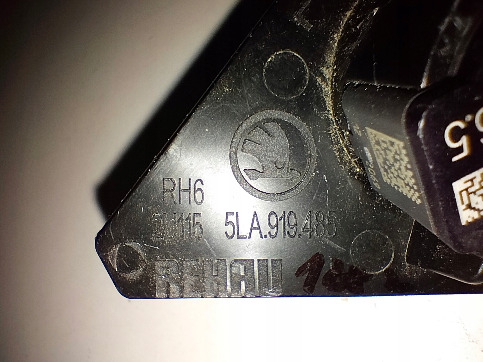 SENSOR PARKEN PDC LINKS SKODA ENYAQ 21- ID3