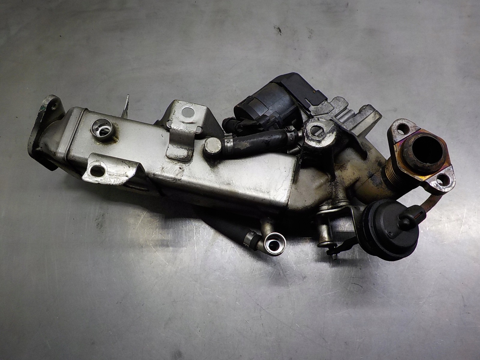 BMW 1 (E87) 2.0 D ORG exhaust gas cooler 7810751-07