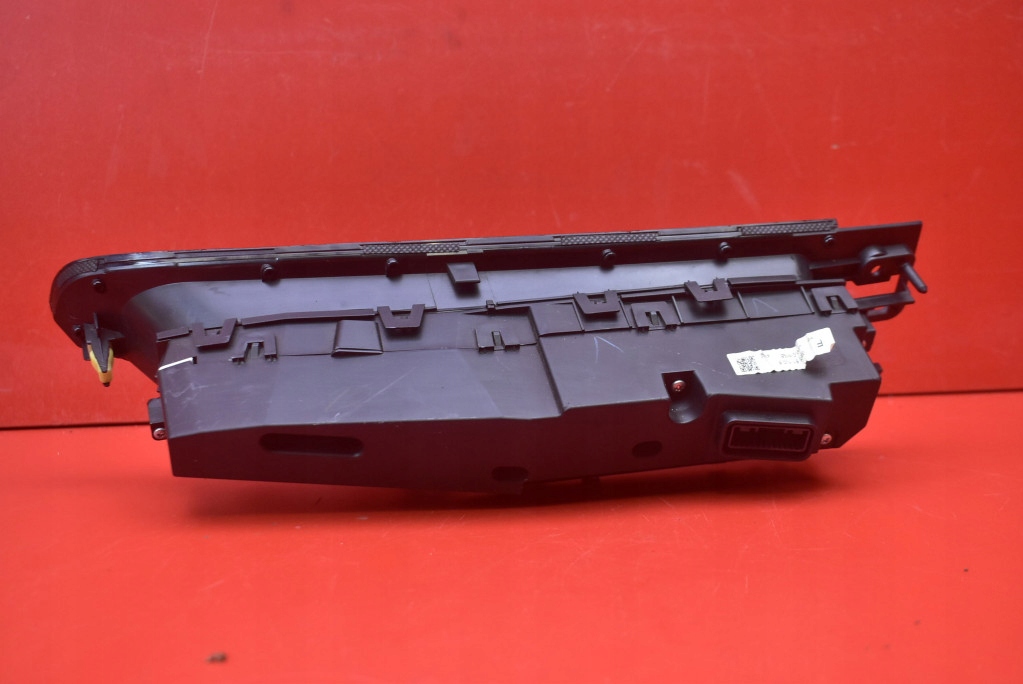 display BBP3611J0F MAZDA 3 2 II BL 09-13