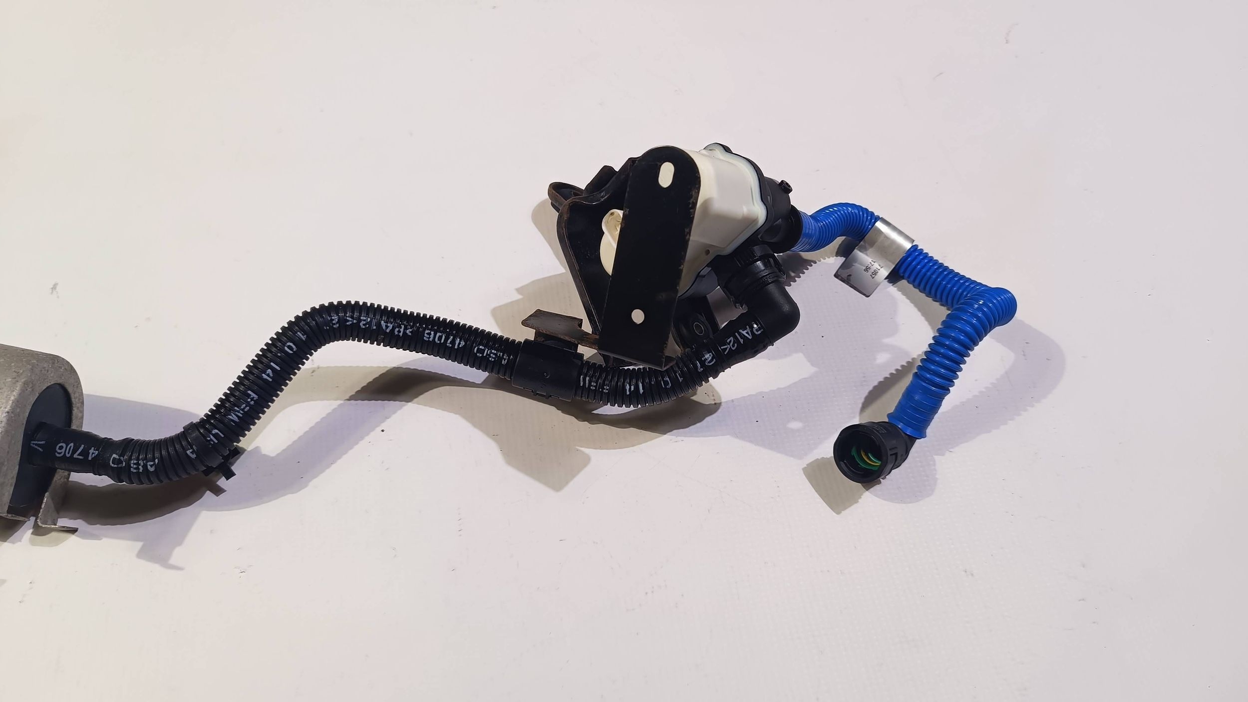 Sensor Unterdruck Sensor paliwowy Maserati Quattroporte GTS 3.8 V8 2013