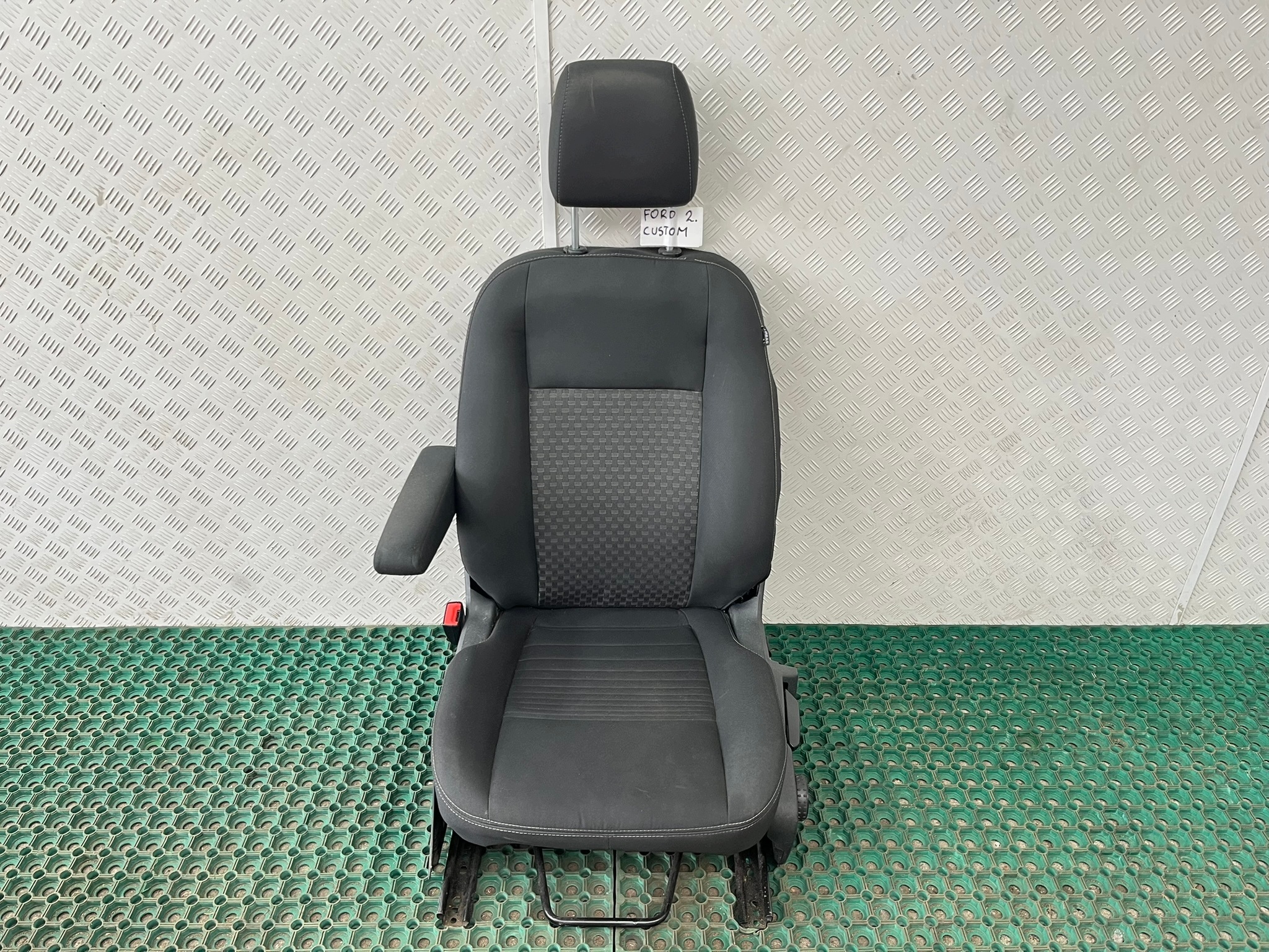 FORD TRANSIT CUSTOM LIFT 16-22 seat front left driver´s front EUROPA OE