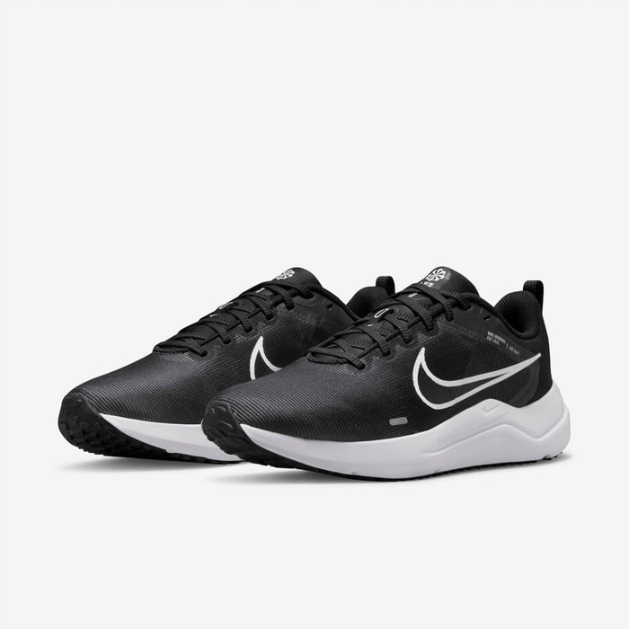 Dámské běžecké sportovní boty Nike Downshifter 12 černé DD9294-001 vel. 38
