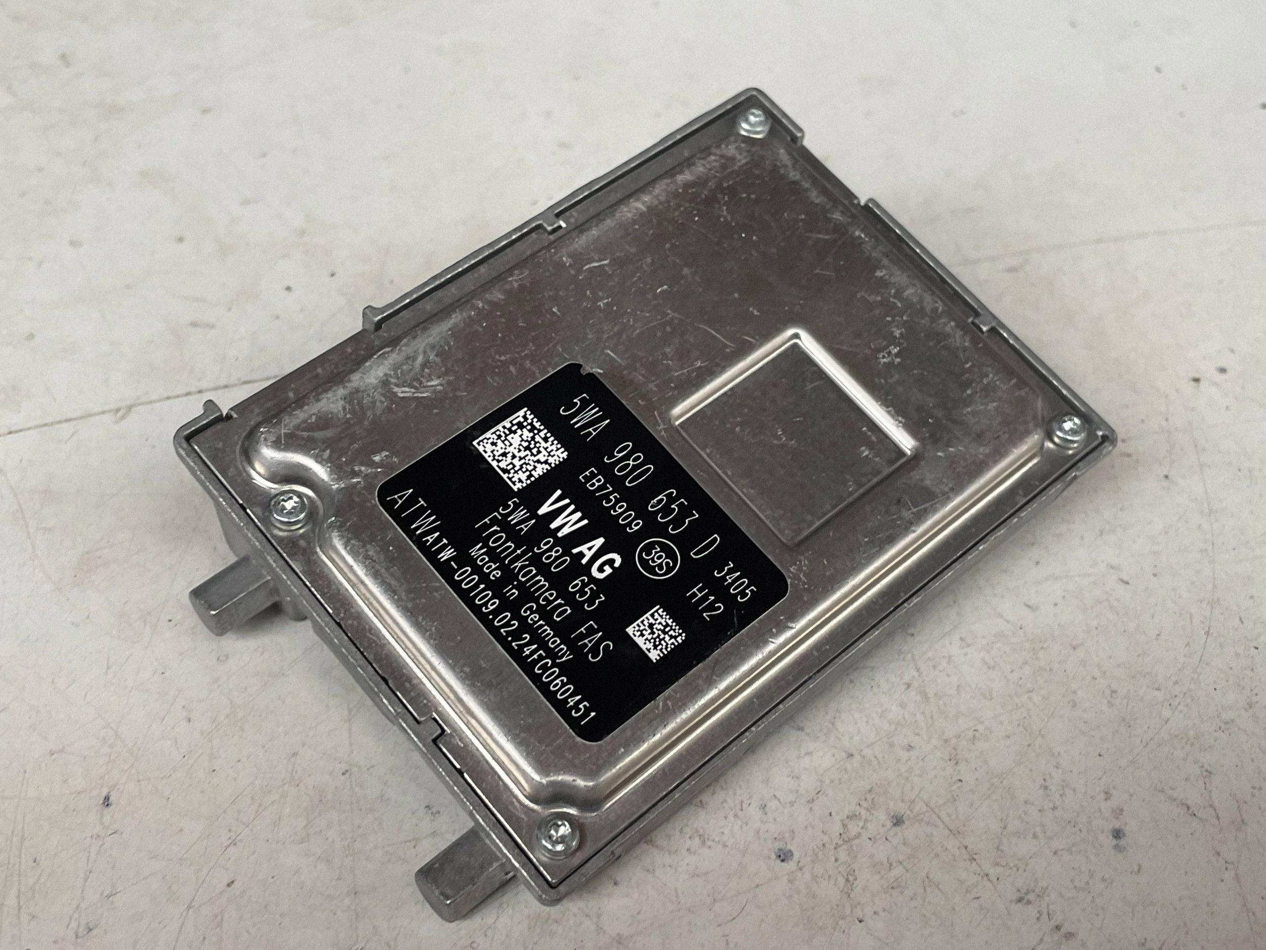 KAMERA PRZEDNIEJ windows (ADAS) CUPRA LEON 5WA980653D @M