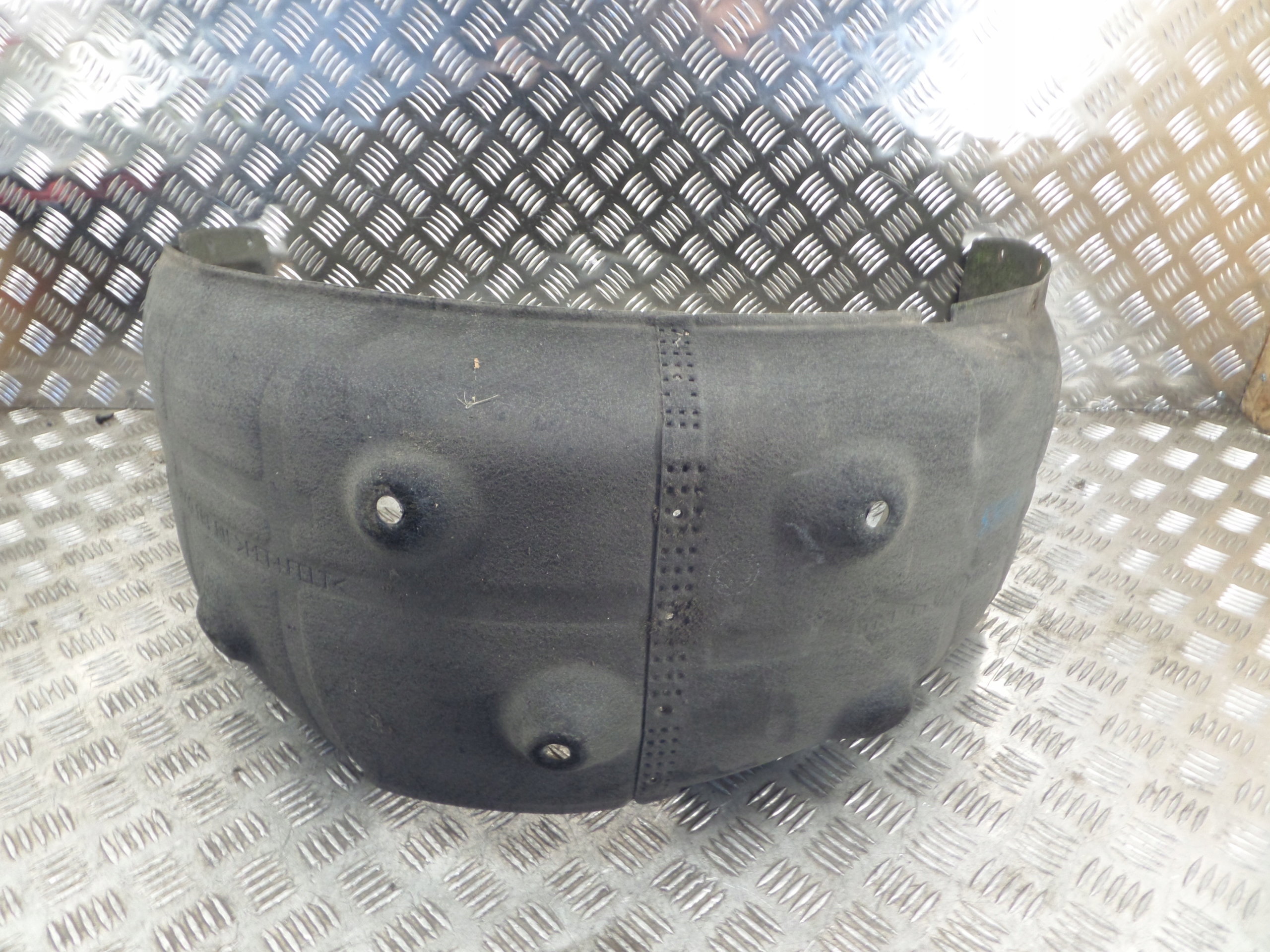 HYUNDAI I40 mudguard right rear. 86826-3Z300