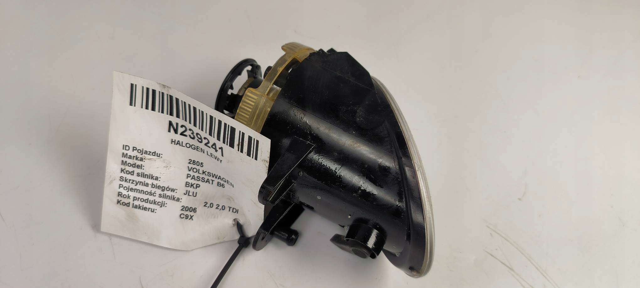 fog light left 27129300L VOLKSWAGEN PASSAT B6