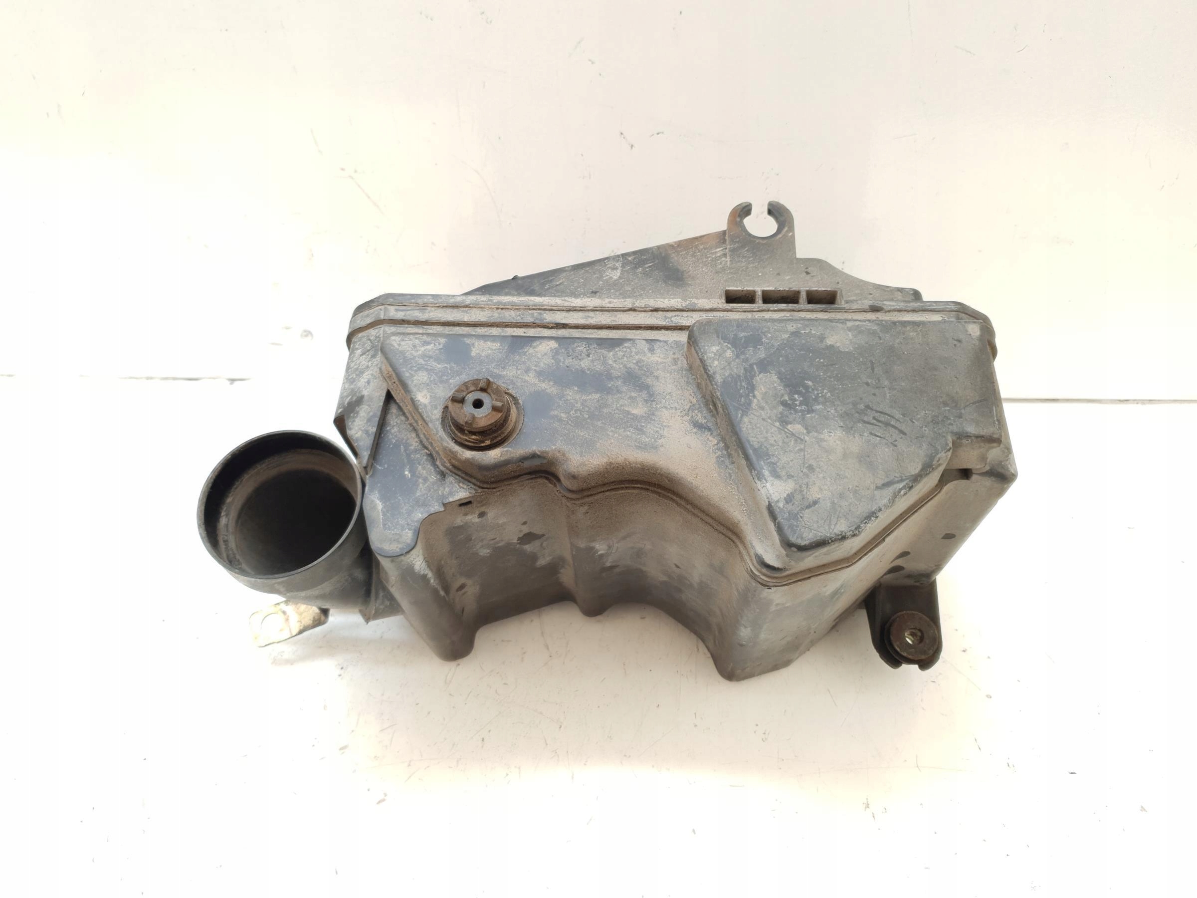 корпус салонного фильтра Воздух mazda PREMACY 2.0 TD