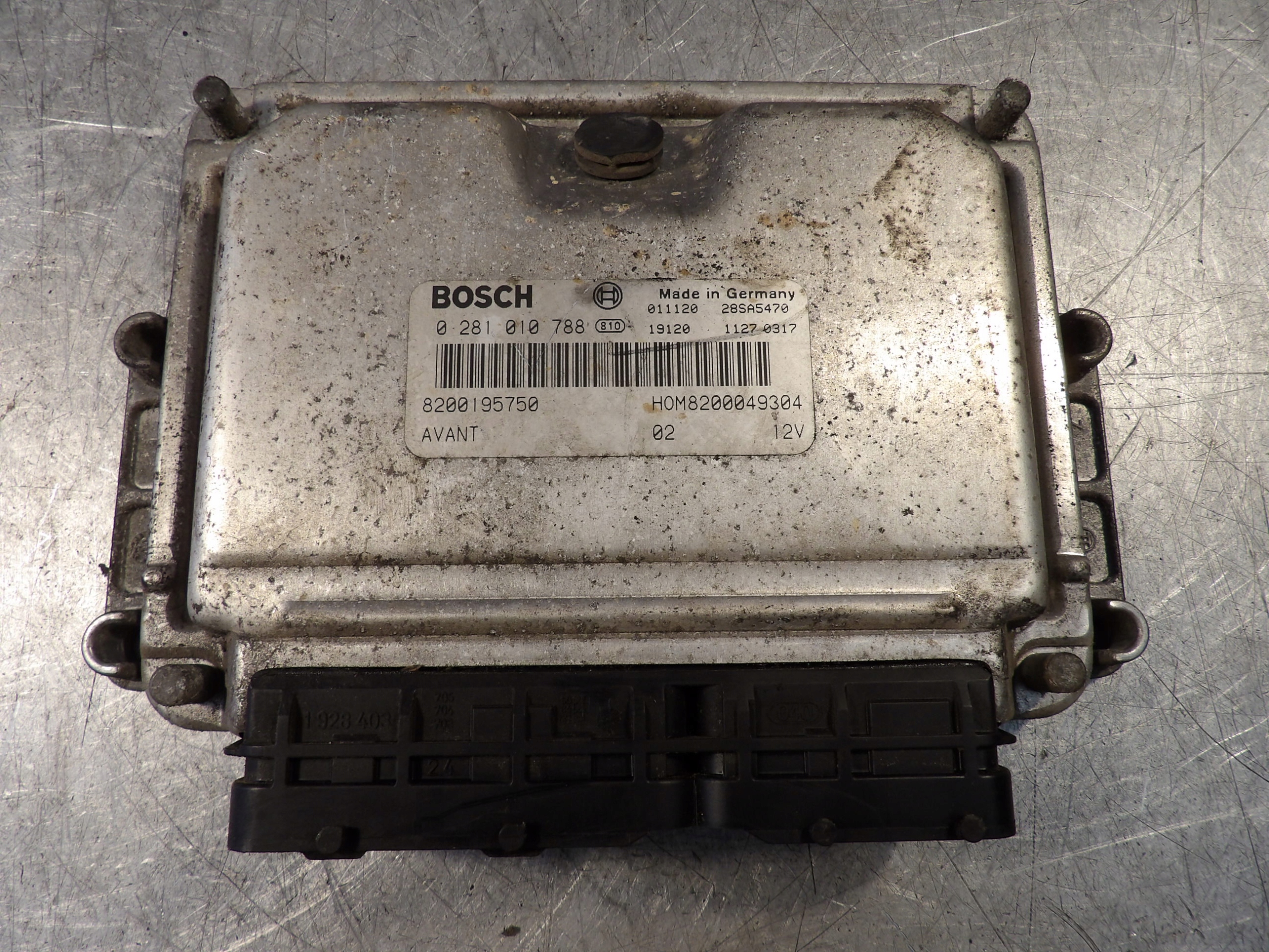 COMPUTER RENAULT CLIO II FL 0281010788 8200195750