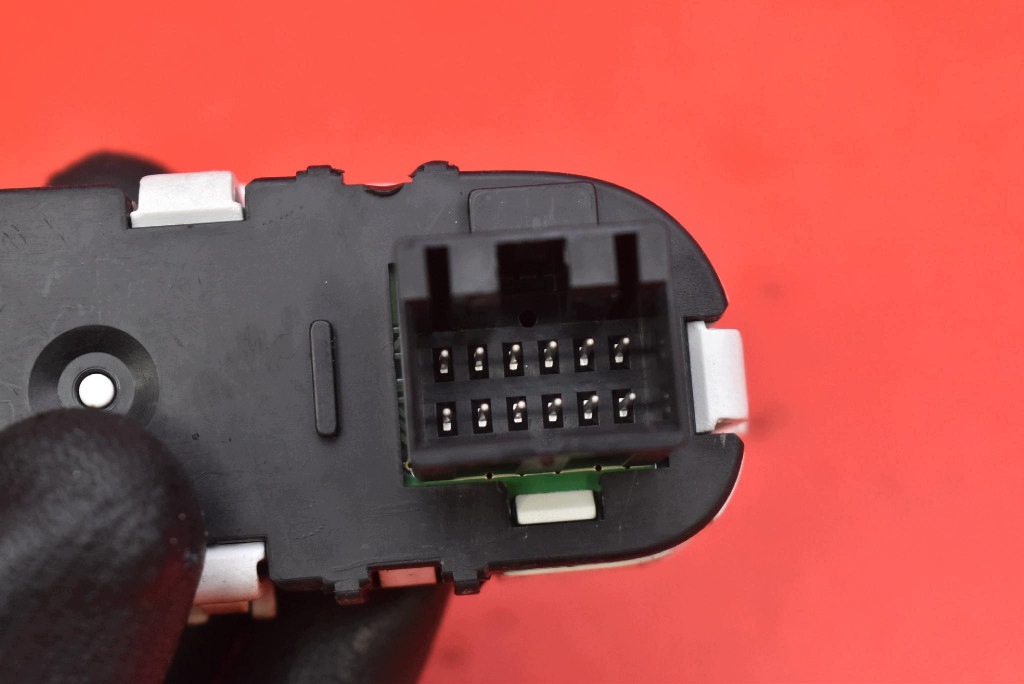 display 94573218 CHEVROLET SPARK 3 III M300 10-15