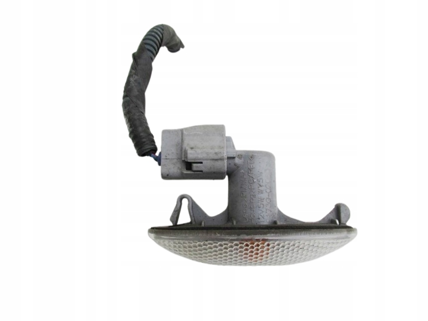 TOYOTA oe A81730-02080