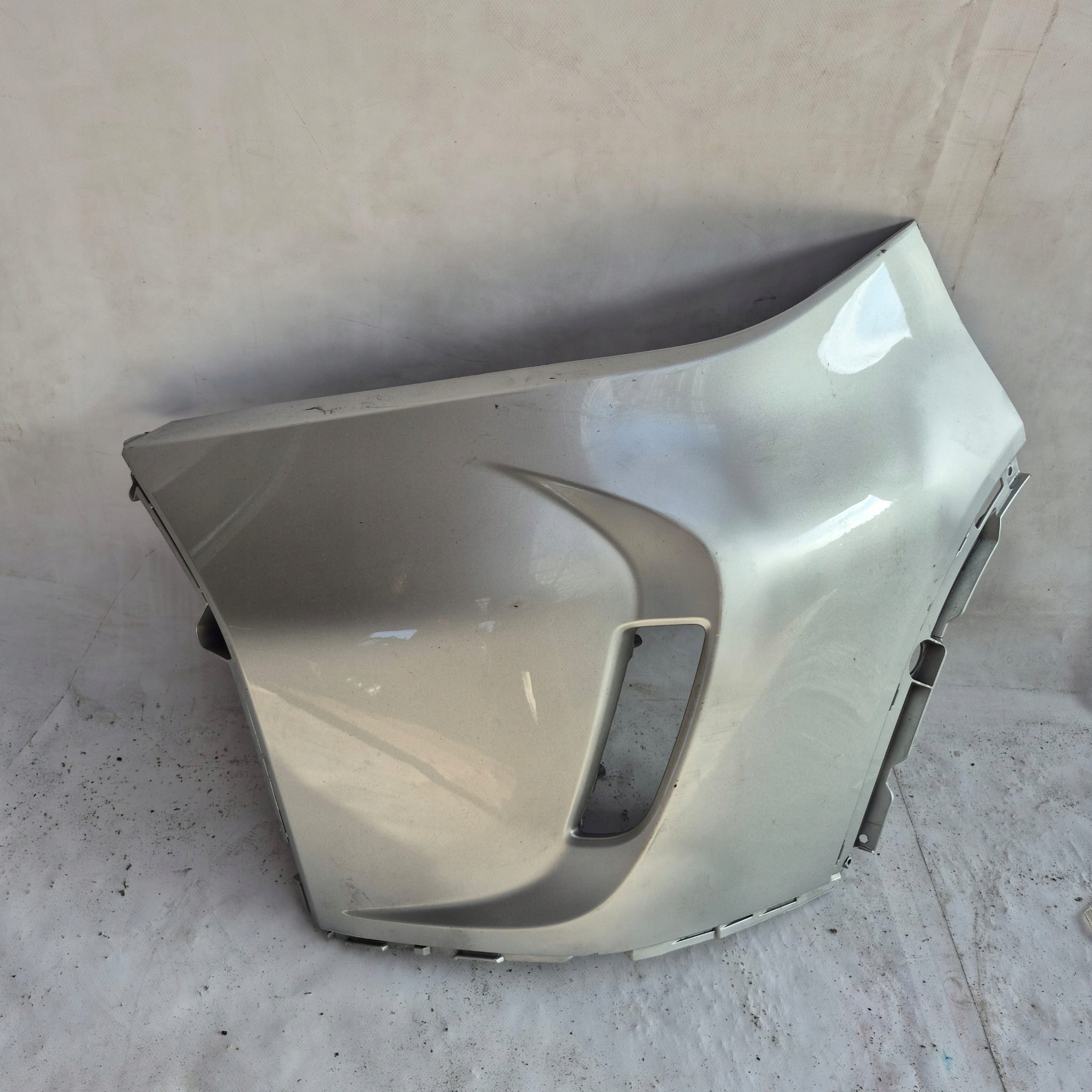 SUZUKI VITARA III 3 LIFT 24- bumper front front side left 71713-63U