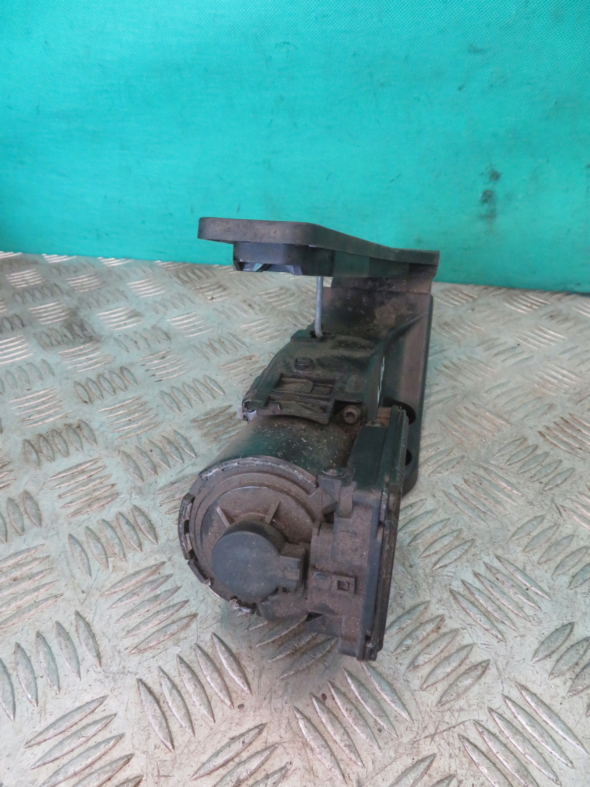 potentiometer accelerator pedal MERCEDES W205 C KLASA 17R