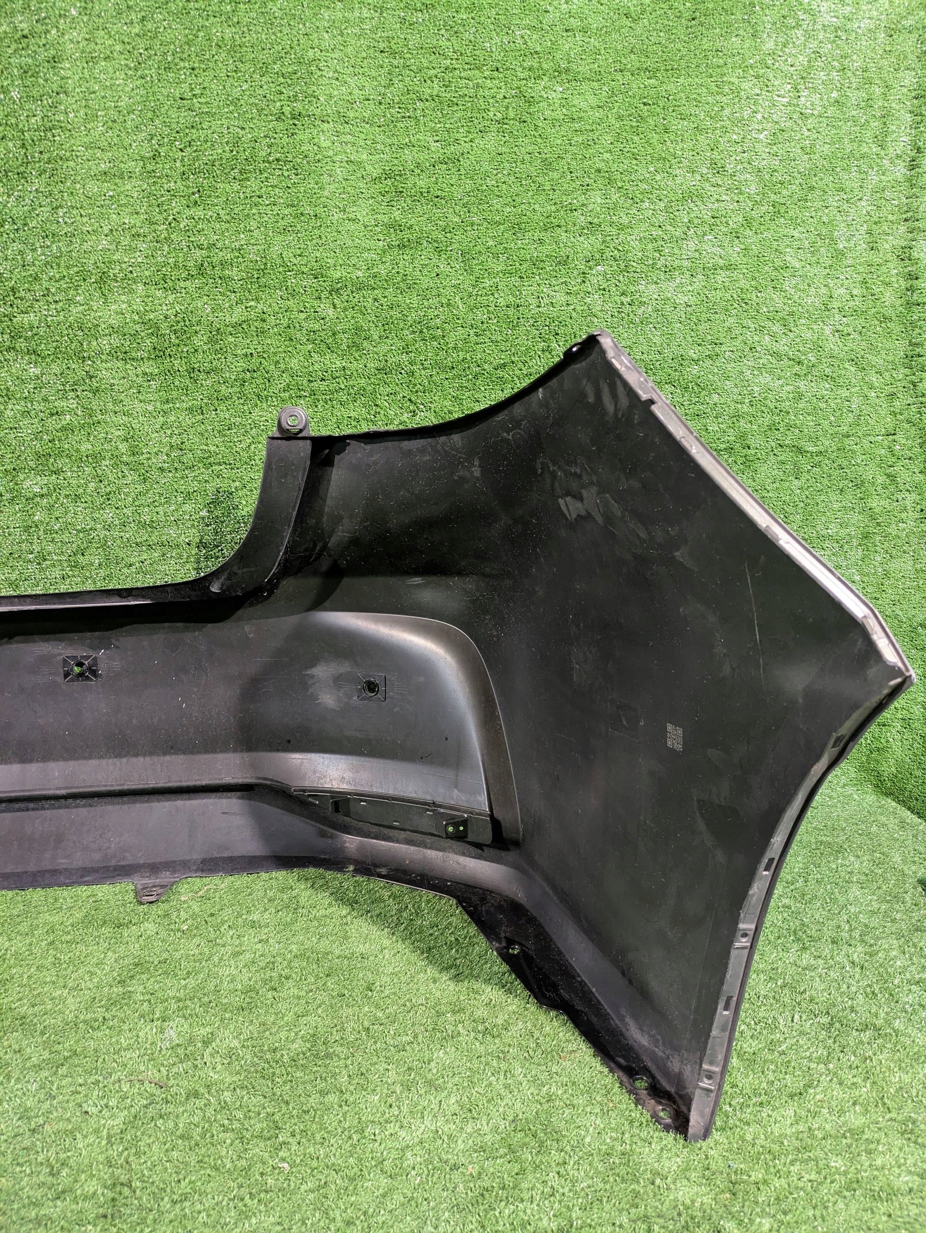 Stoßstange hinten heck TOYOTA COROLLA E21 Sedan NR.8251