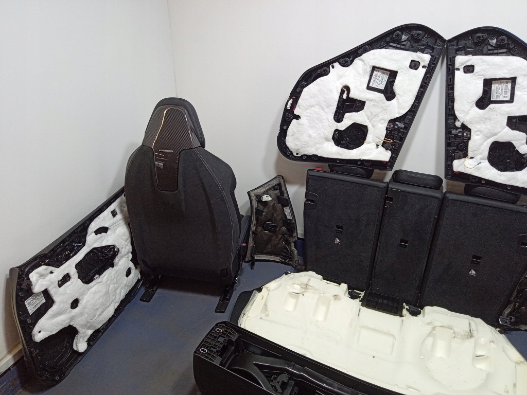 BMW I4 G26 кресла диван комплект m