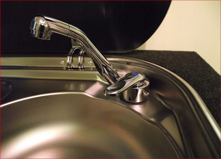 Kran wylewka do przyczepy kampera busa lodzi