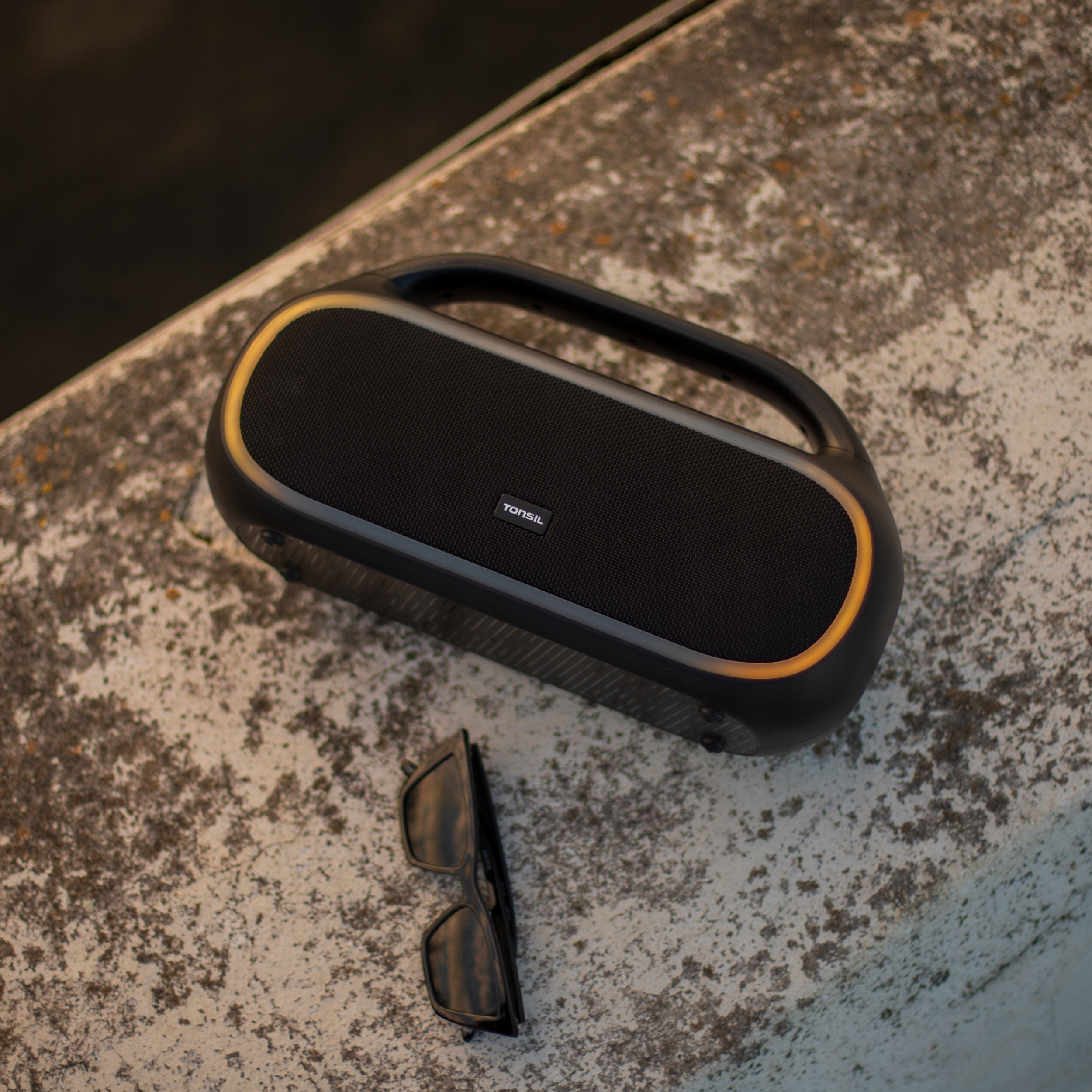 MOCNY GŁOŚNIK BEZPRZEWODOWY TONSIL TONUS BLUETOOTH BT PRZENOŚNY NA PREZENT Marka Tonsil