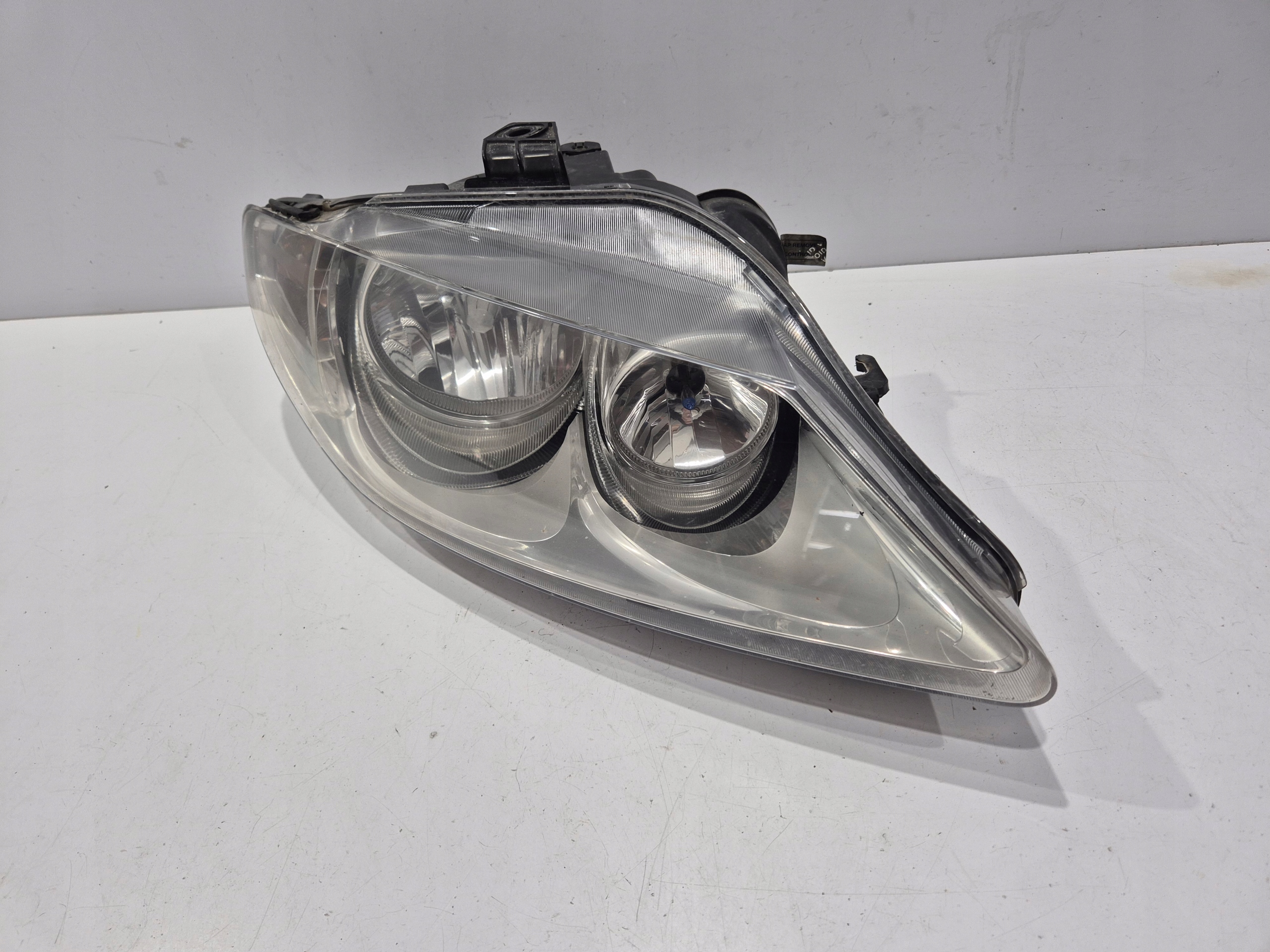 ФАРА ФАРА ПЕРЕДНЯЯ ПРАВА SEAT EXEOr1941006e