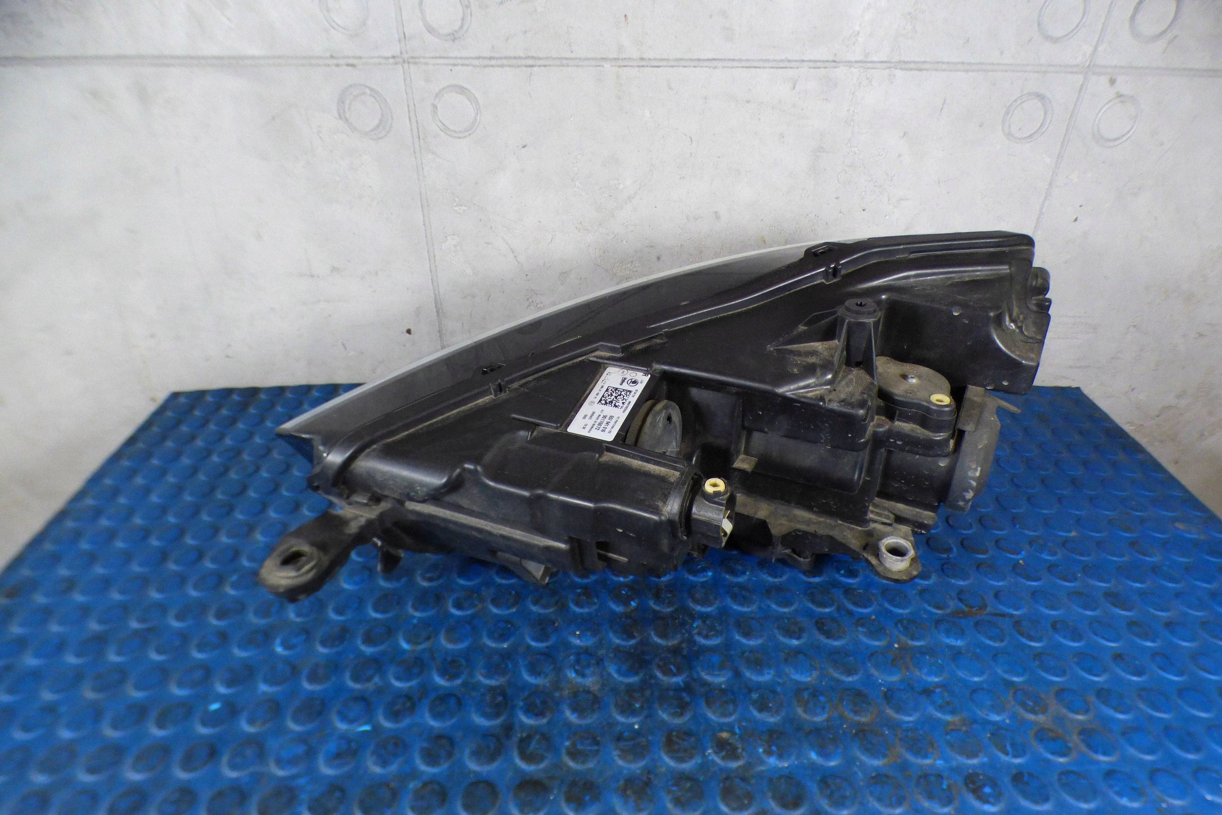 Skoda Scala reflektor light right front 657941016 original st.BDB EUROPA