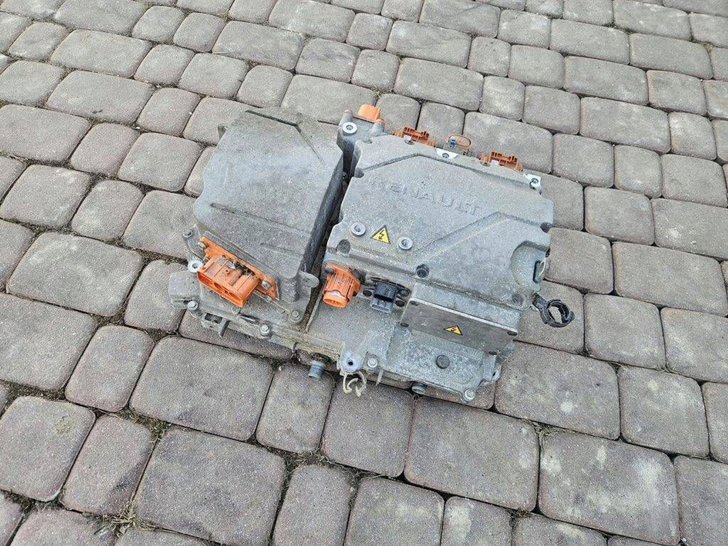 engine electrical Renault Zoe 5AM450 296G94241R 296052590R