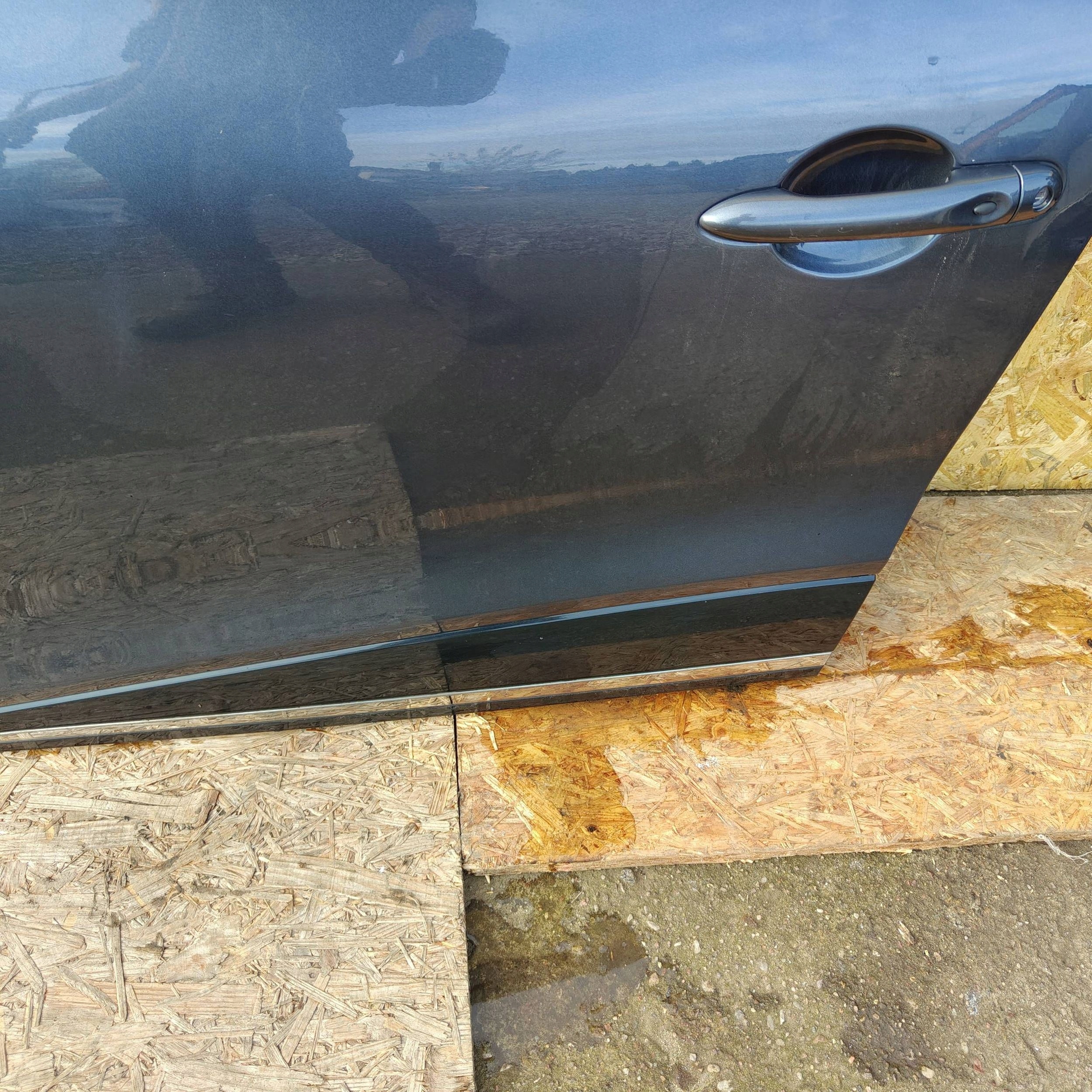 door front front side left Renault Clio IV