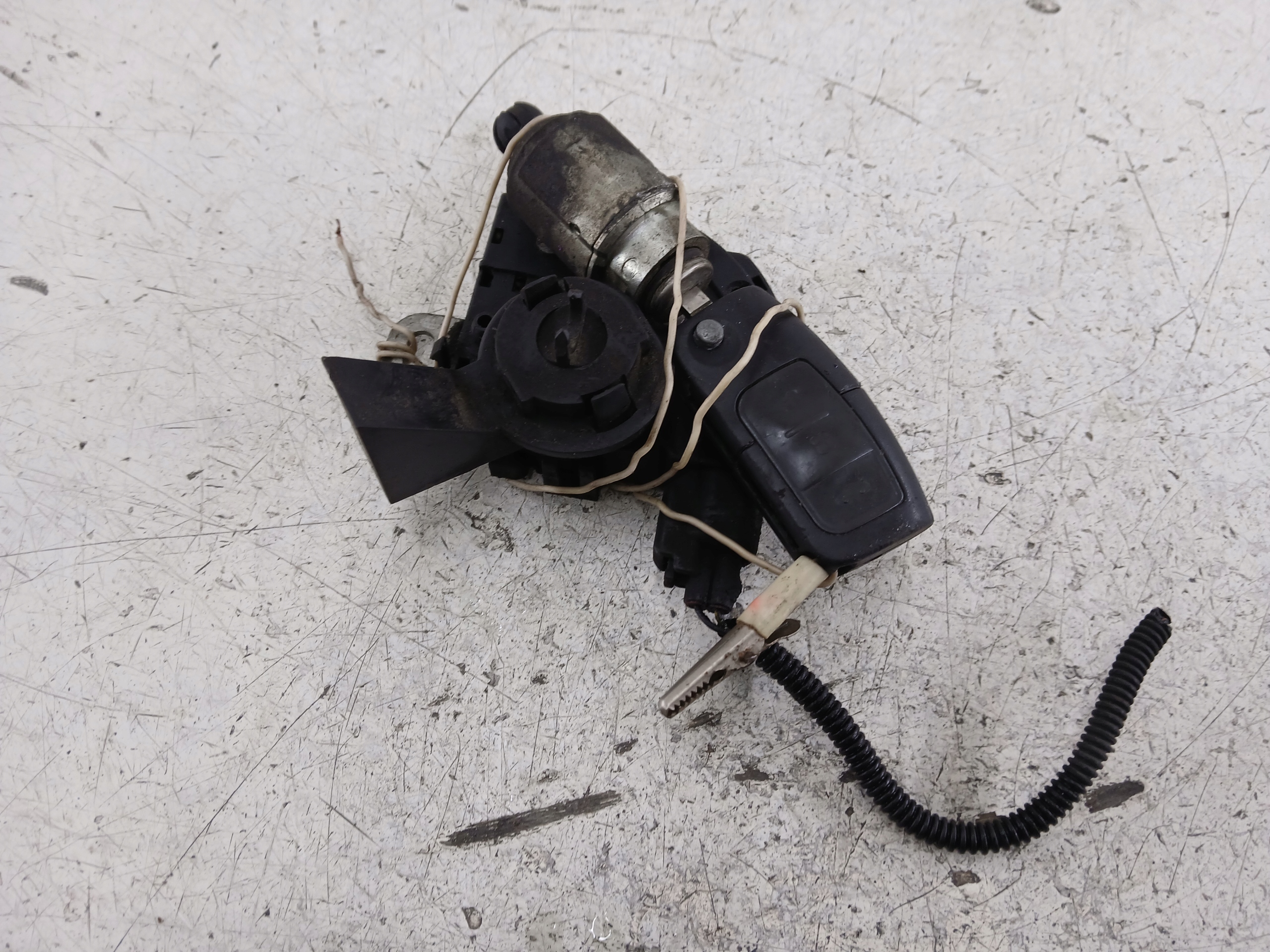FORD FOCUS MK2 bonnet latch lock RYGIEL key