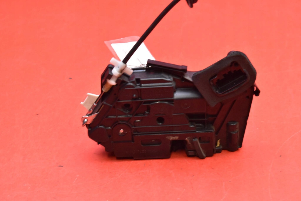 lock door right front front EU 5K1837016B VW POLO 5 V 6R 5D 09-15