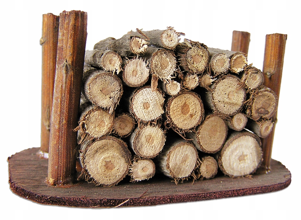 

Stos okrągłego drewna- 4,0cm wys. do figur 8-12cm