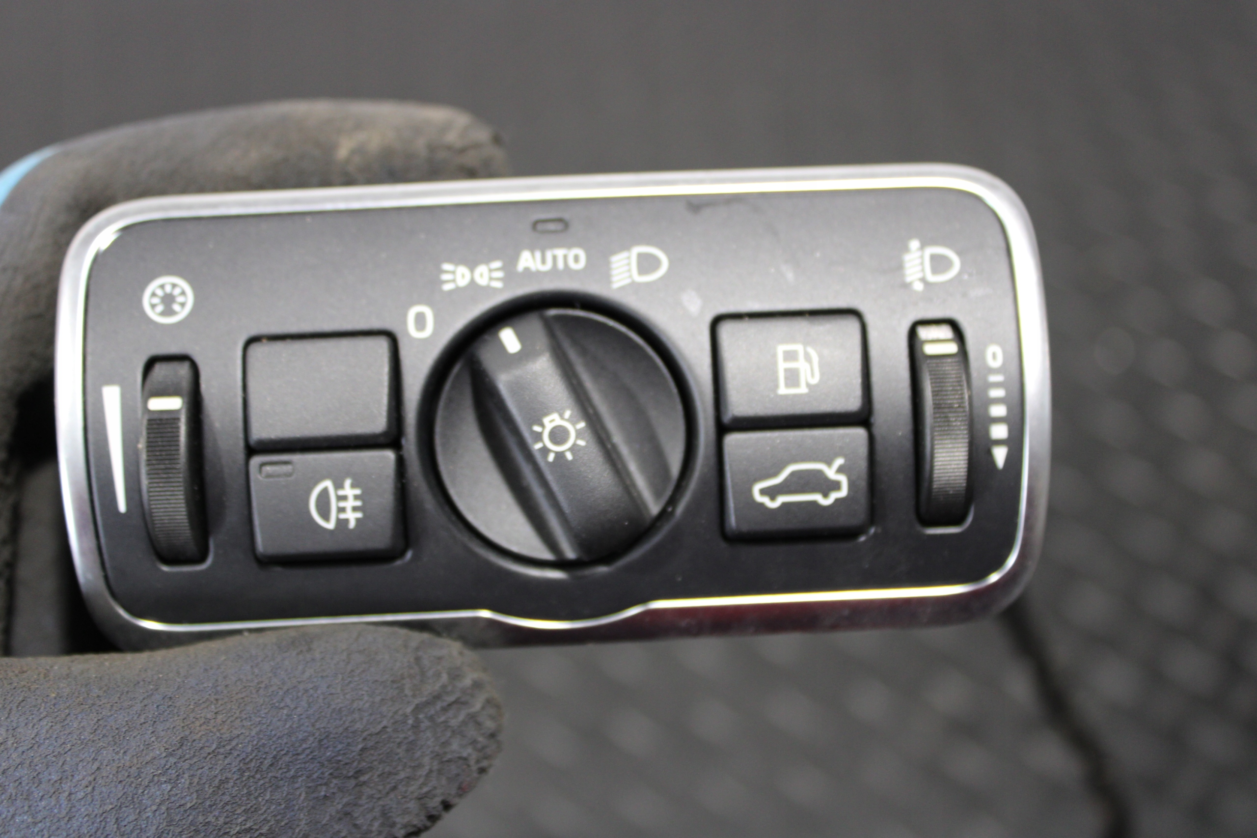 interruttore luci VOLVO XC60 LIFT 2016 31443841
