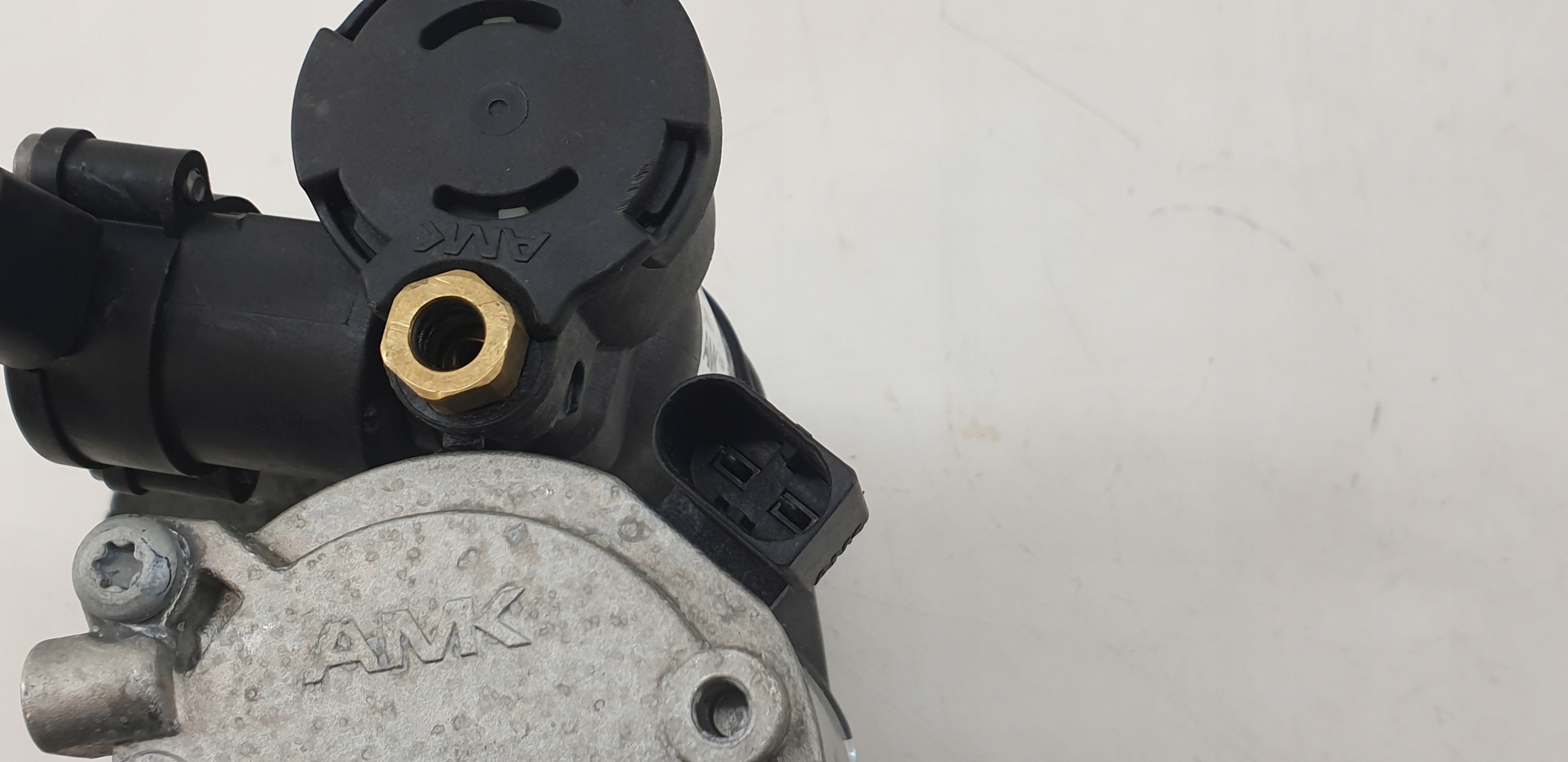 compressor; pump springing LAND ROVER RANGE ROVER VOGUE L405 SPORT 494 AMK