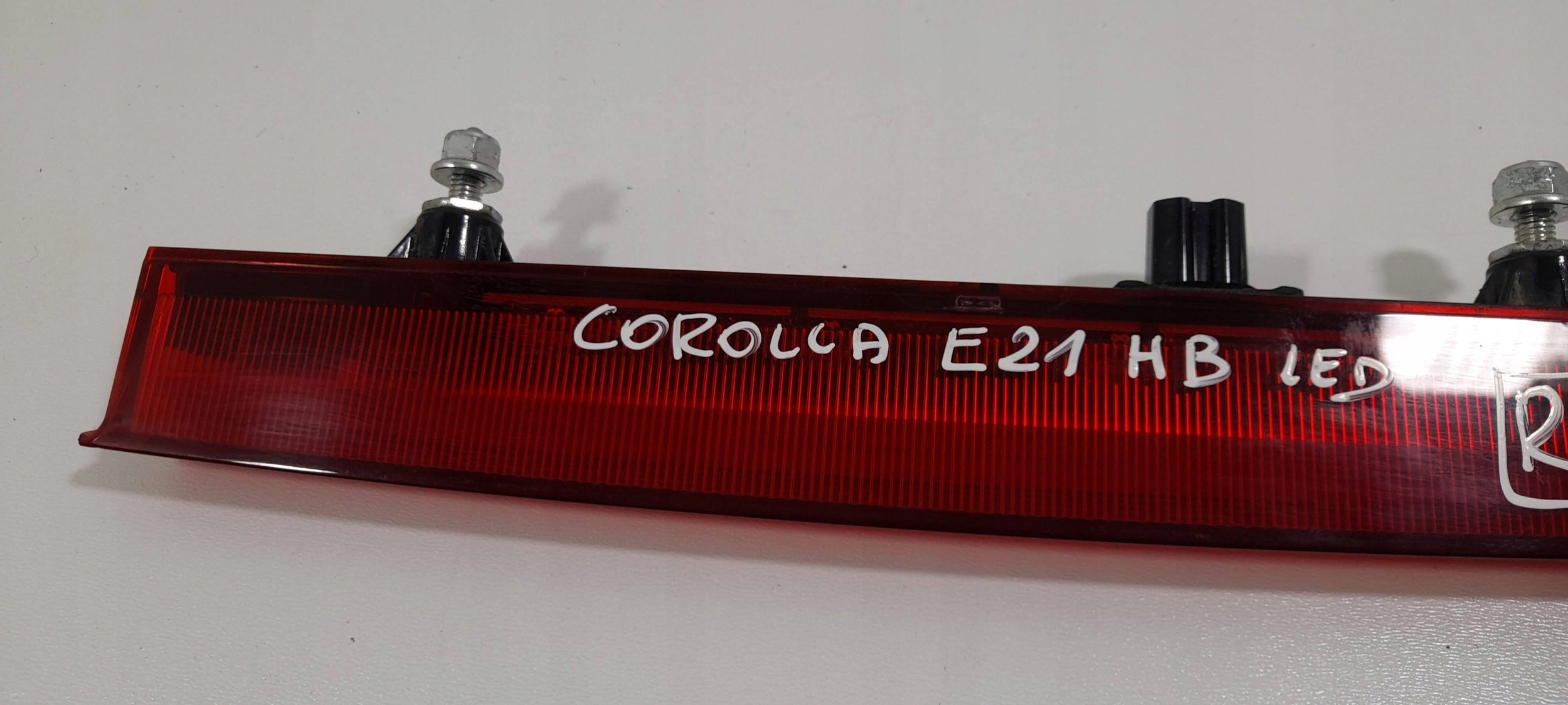 Toyota Corolla E21 Hatchback Trzecie light stop (R359)
