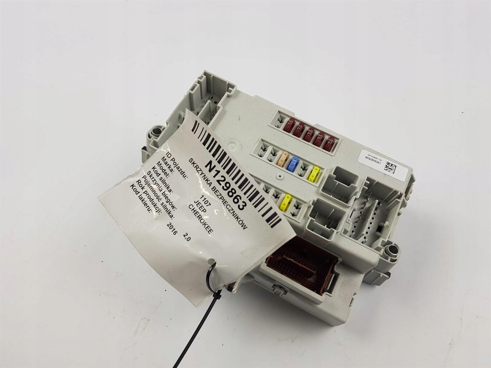 SKRZYNKA BEZPIECZNIKÓW 68273256AE JEEP CHEROKEE