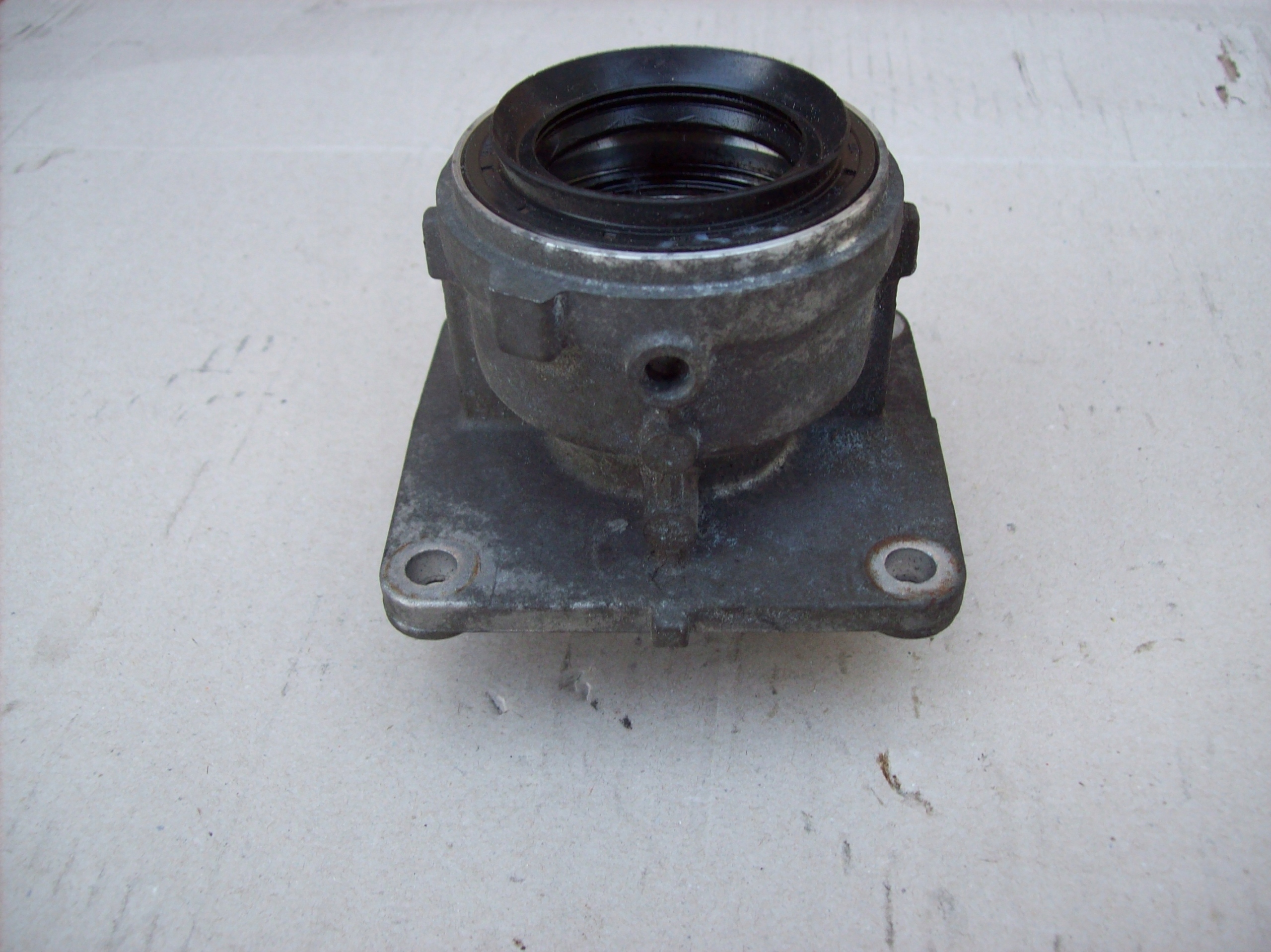 BMW G05 G11 G30 опора Півосі 7563779 N63B44C