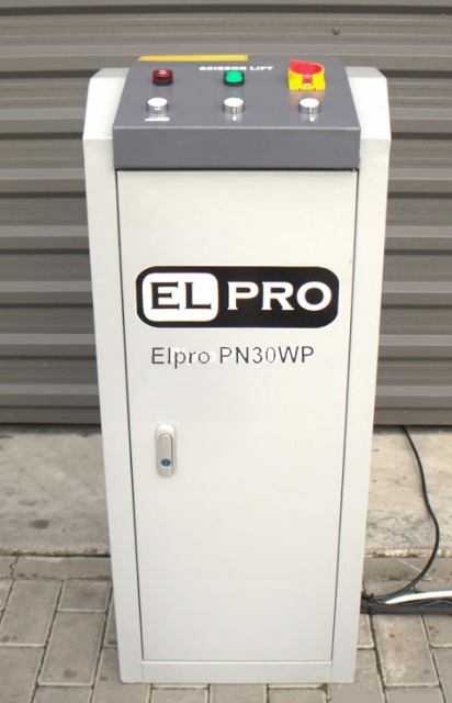 8f0c11fb410d8f558084505a54e9