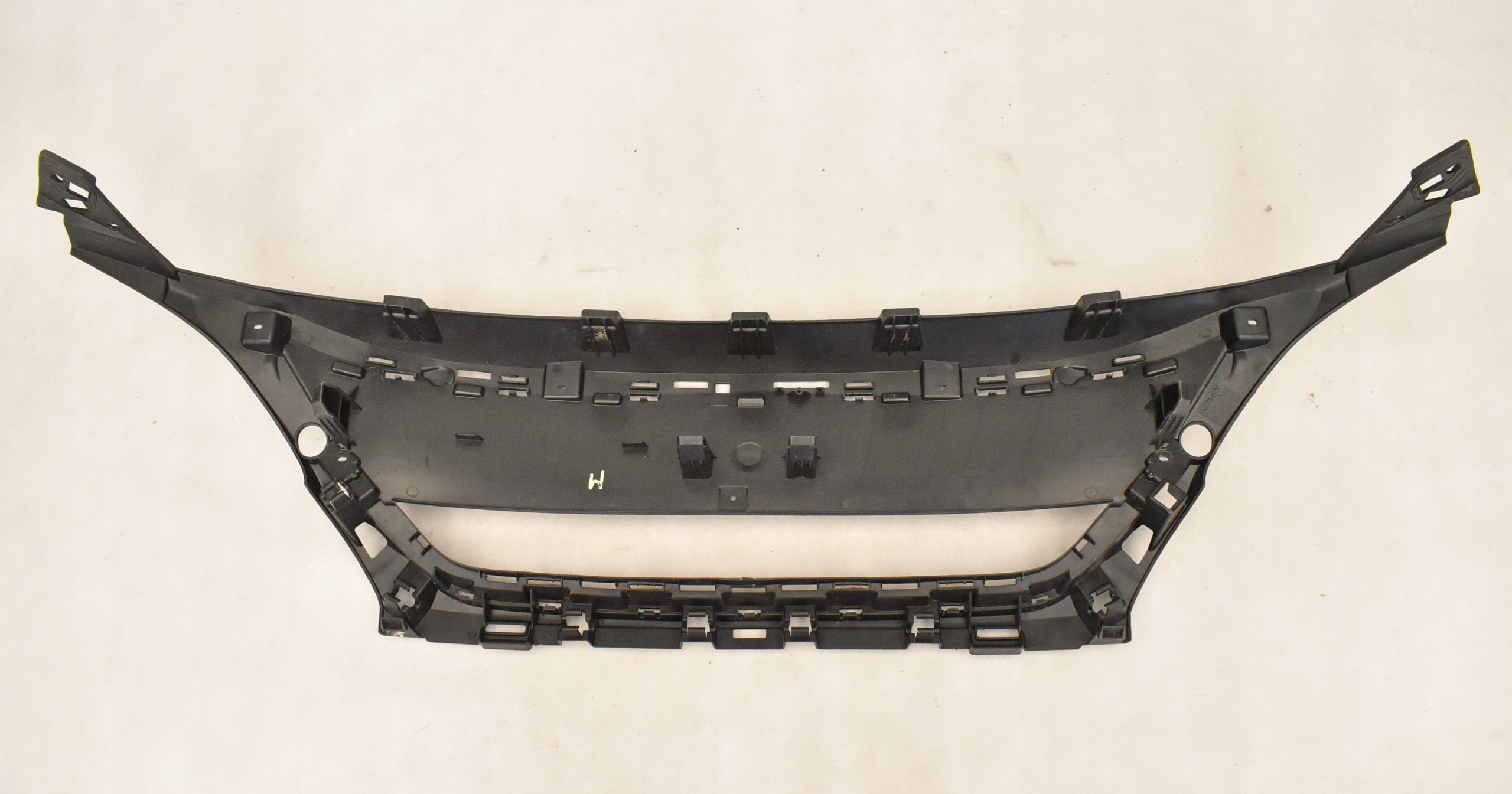 PEUGEOT 3008 5008 16- WZMOCNIENIE OSŁONA GRILLA Stan opakowania zastępcze