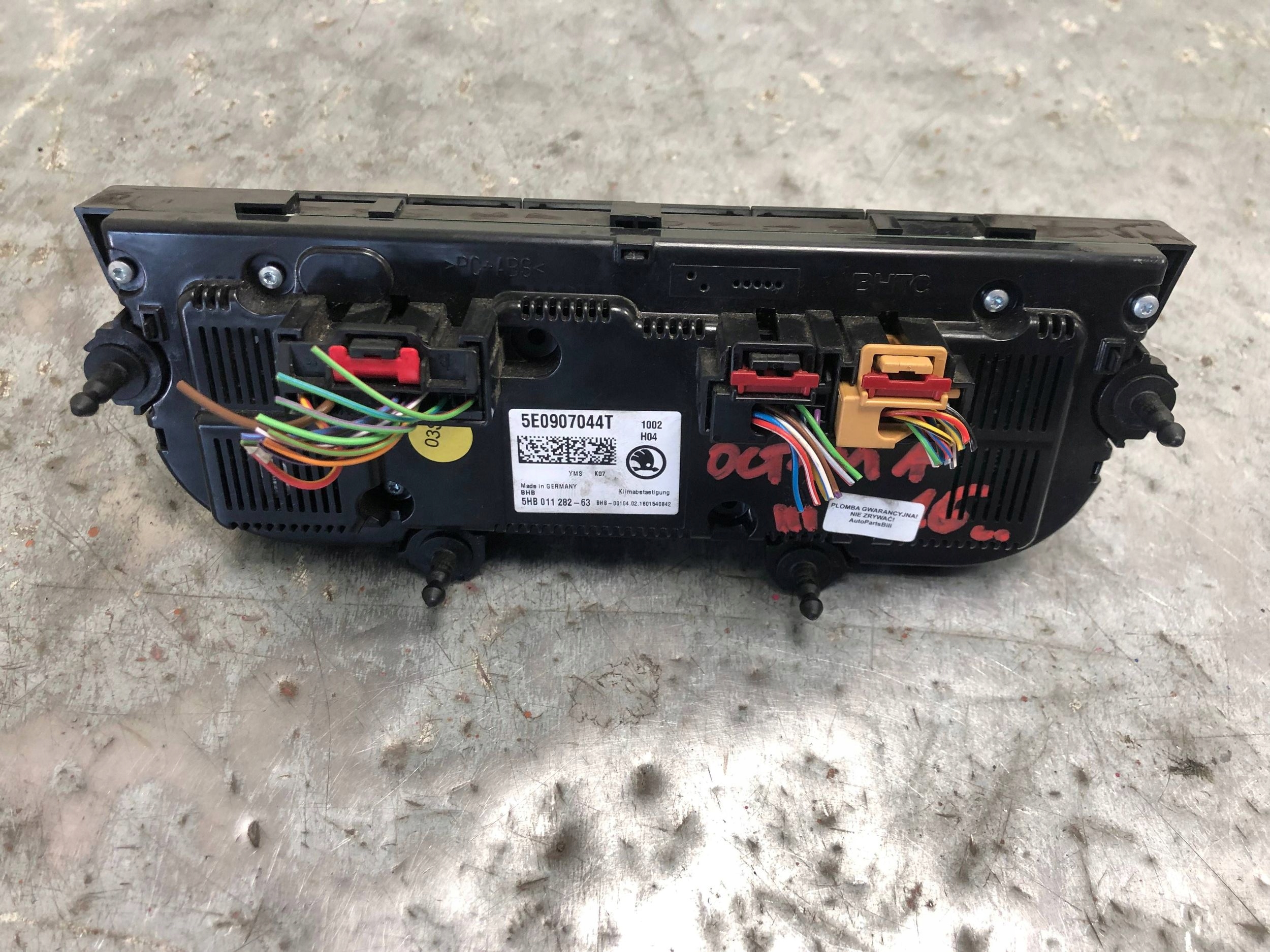 Unite commande clima SKODA OCTAVIA III 5E0907044T