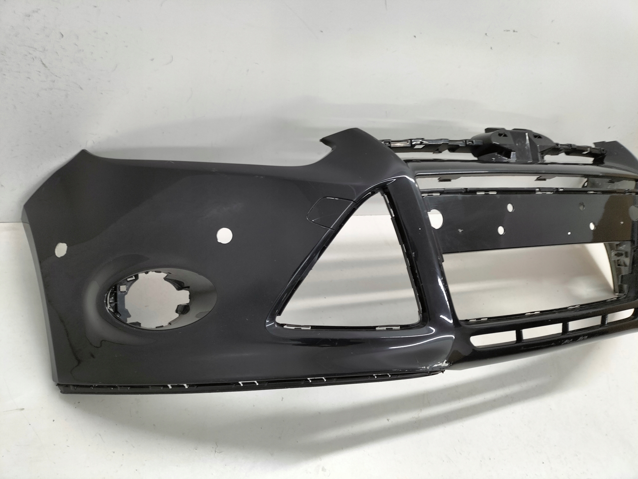 FRONTSTOSSSTANGE VORNE FORD FOCUS MK3 10-14