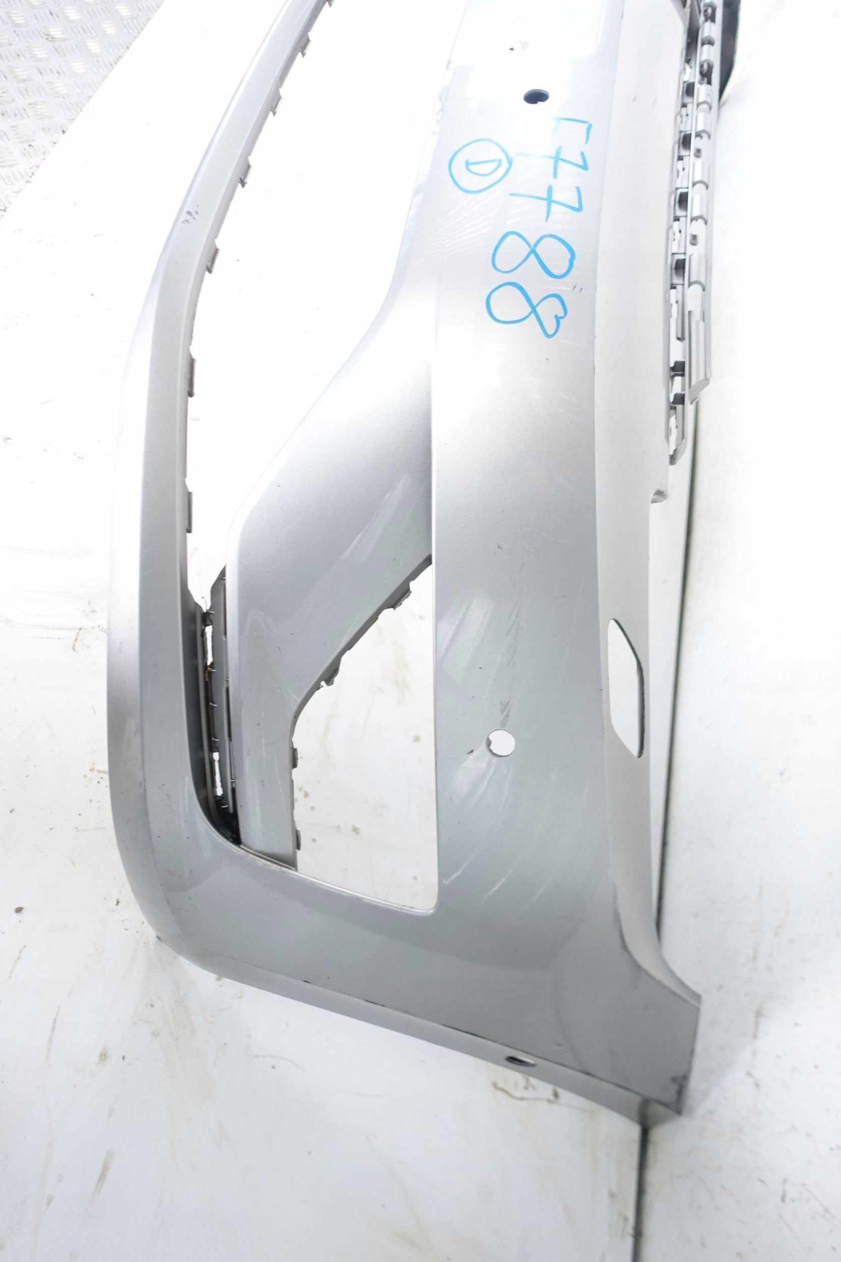 VW SPORTSVAN 2014- bumper front PRZEDN 510807221F