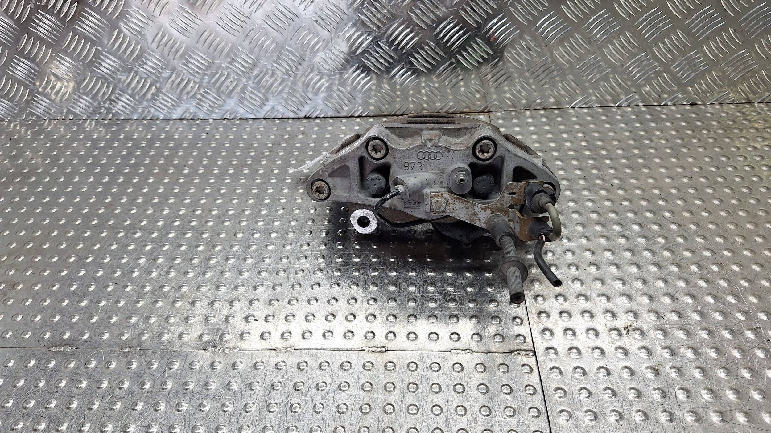 caliper brake right front 973 AUDI A6 C6 A8 D3 3.0 TDI