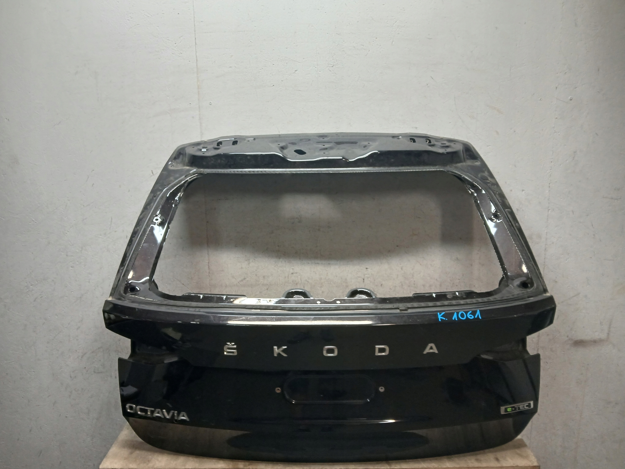 boot door SKODA OCTAVIA IV 4 KOMBI