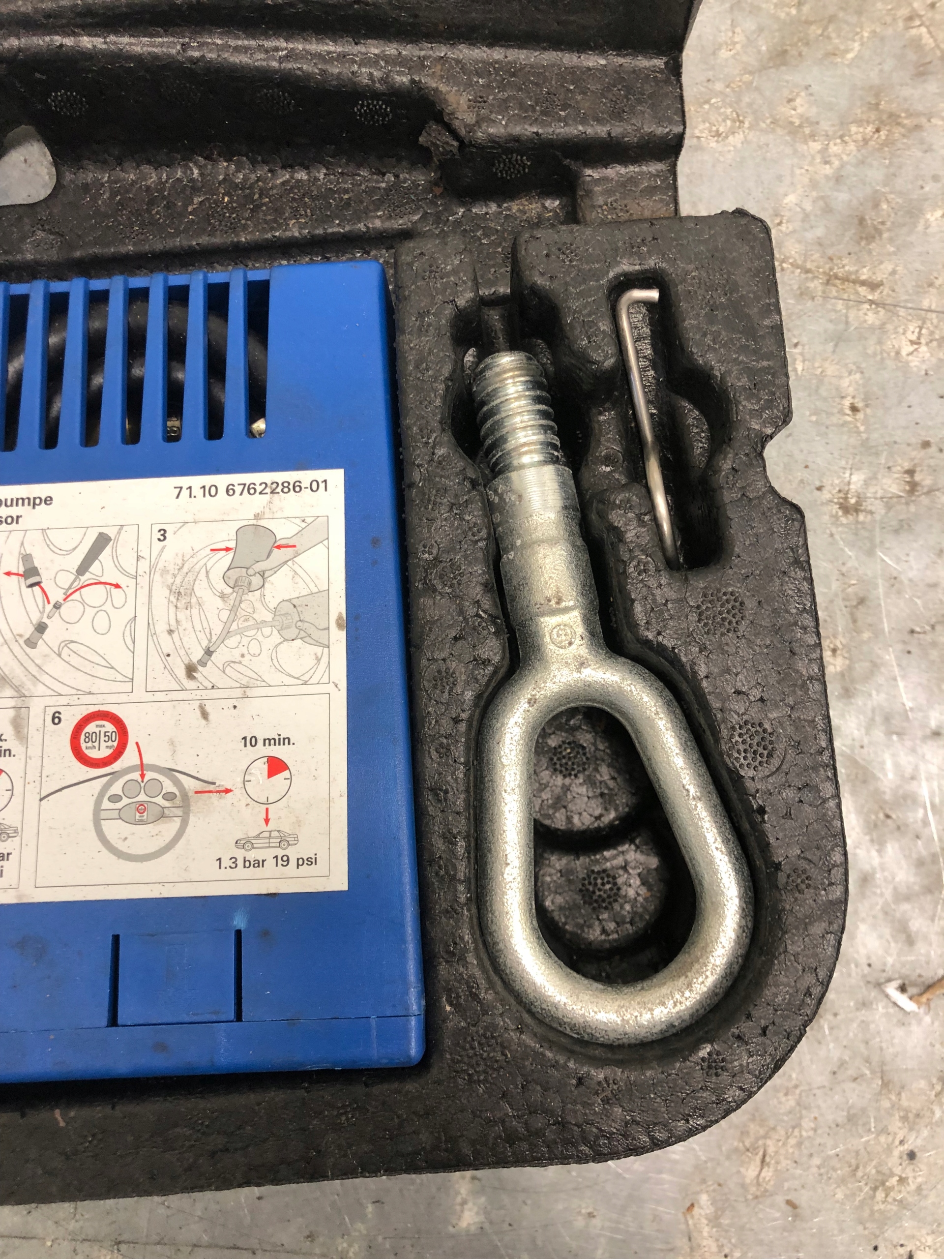 pump compressor; UCHO KLEJ MINI R50 6762286