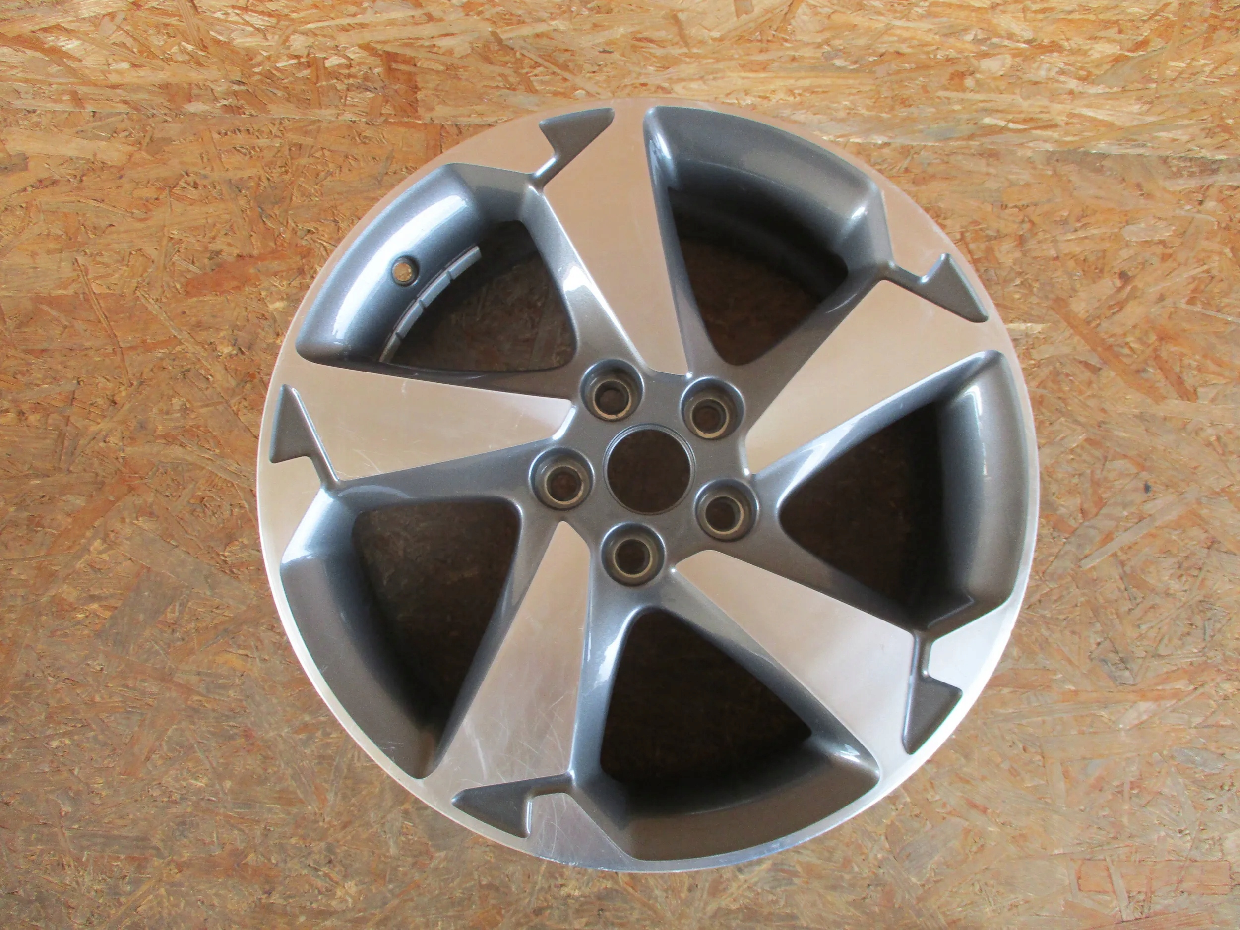 disk hliníkový FORD FOCUS MK4 7Jx17 ET45 5x108