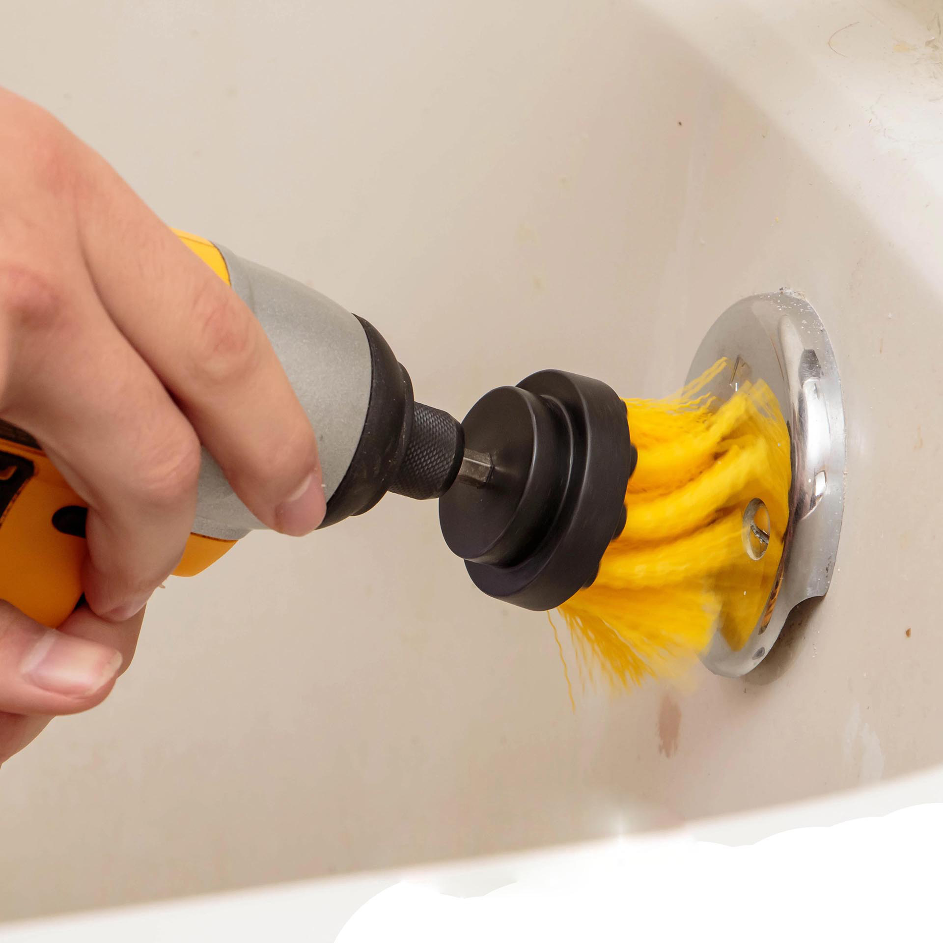 PRZEDŁUŻKA 150mm + SZCZOTKA NA WIERTARKĘ Marka Silverline