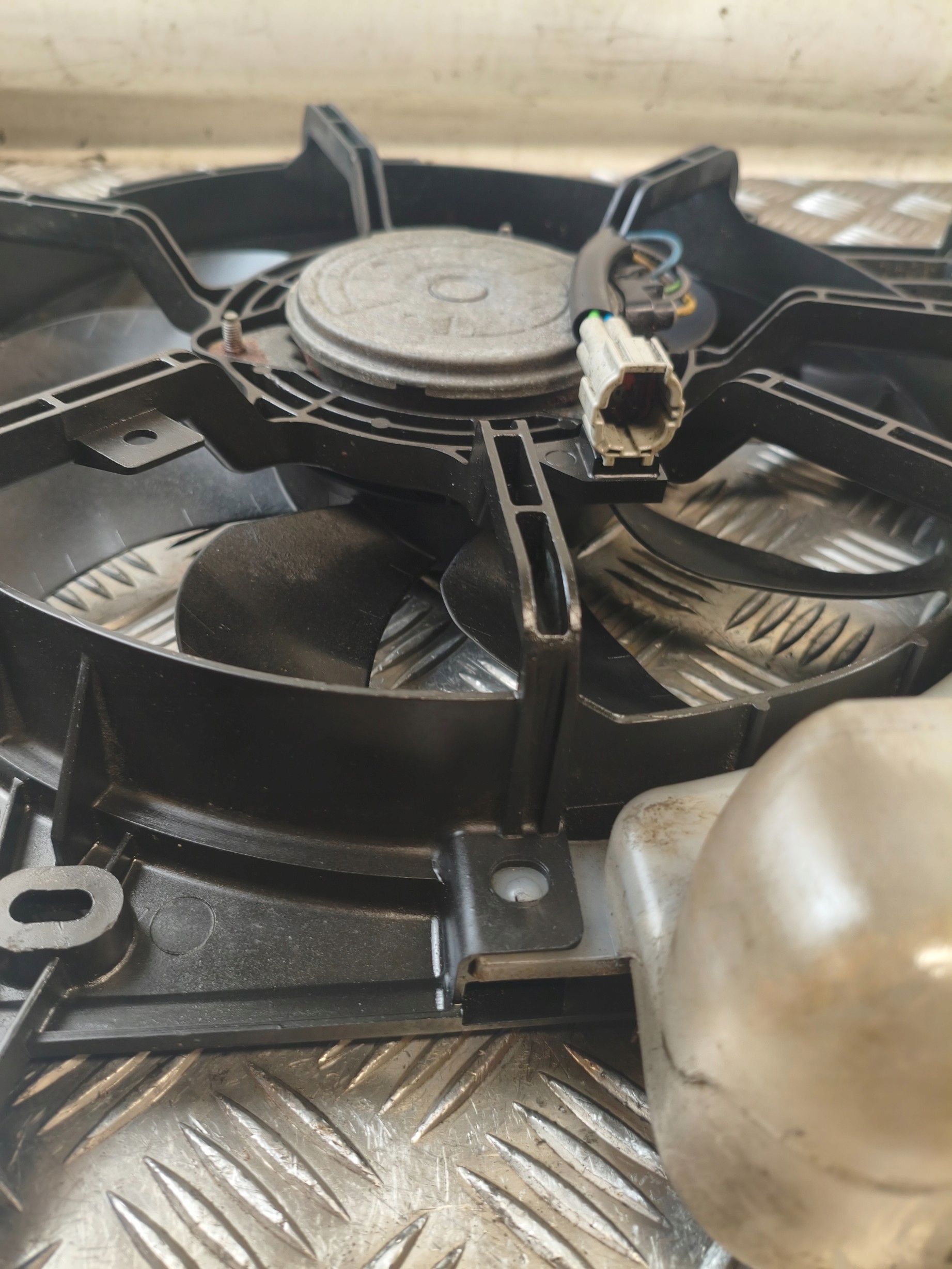 Ventilateurs Radiateur MAZDA 6 II 2 2.2D