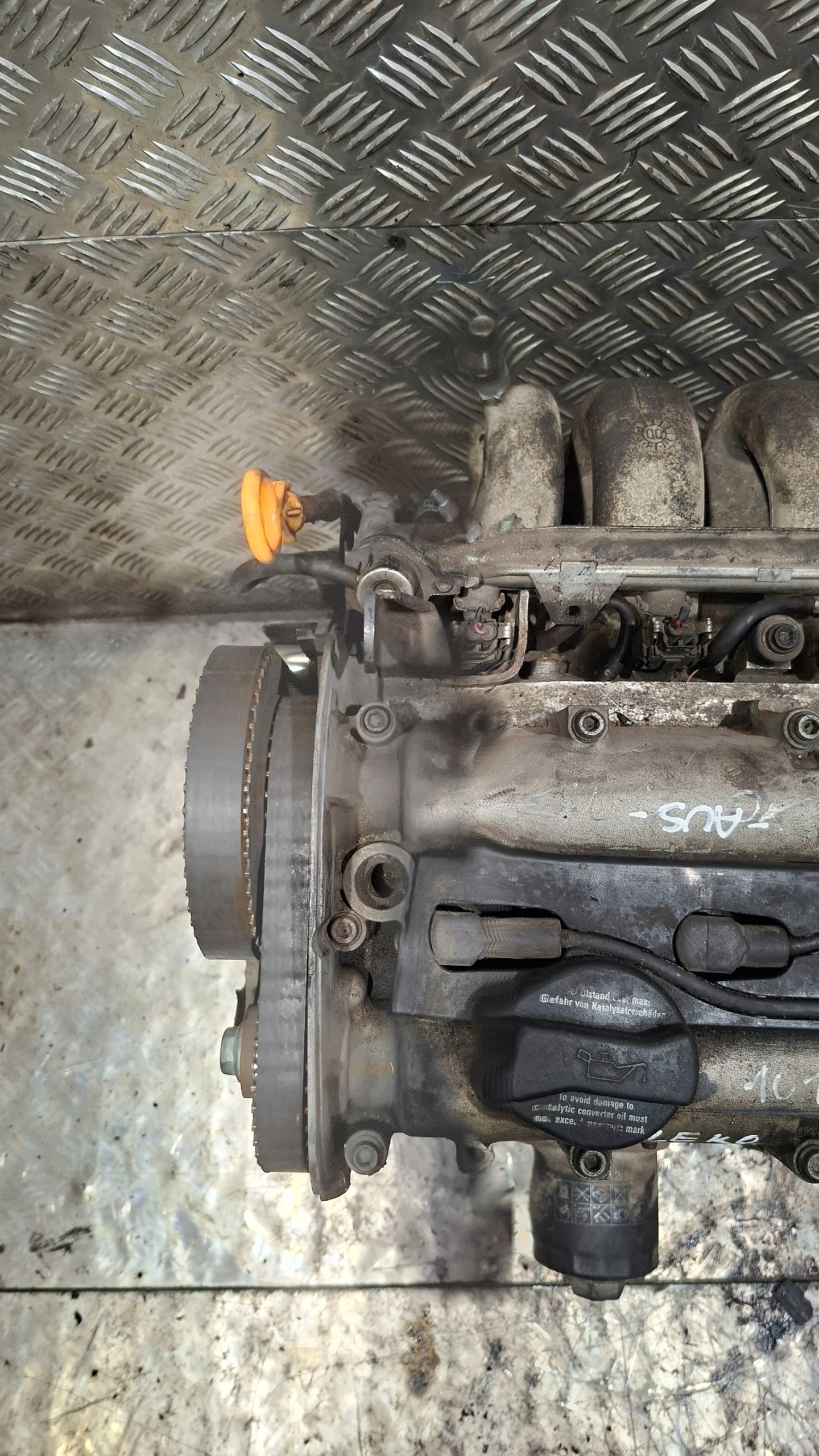 engine unprotected pillar SEAT LEON and 1.6 AUS
