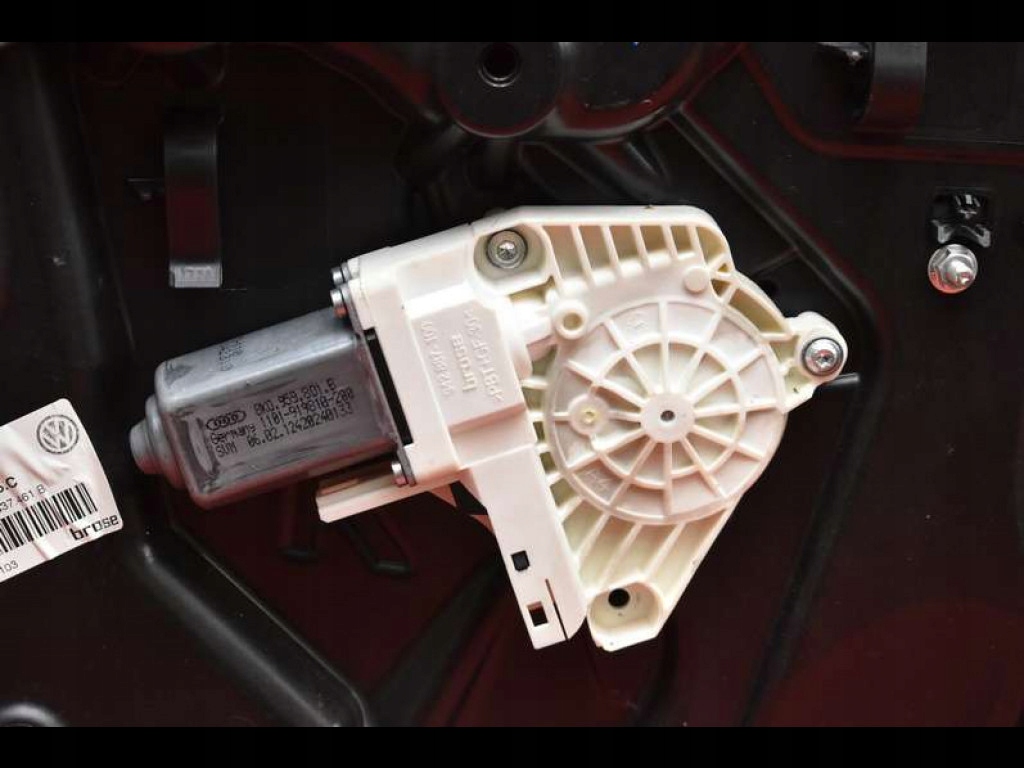 window regulator left front EU 7P6837755C VW TOUAREG 2 II 7P 10-14