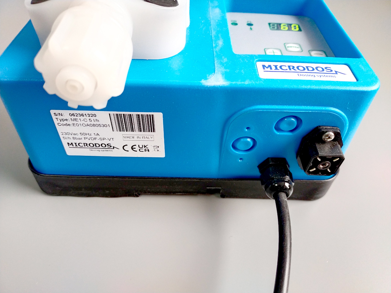 Pompa do chloru, pompa dozująca ME1-C 5l/h 8bar Microdos głowica PVDF Model ME1-C 5l/h 8bar